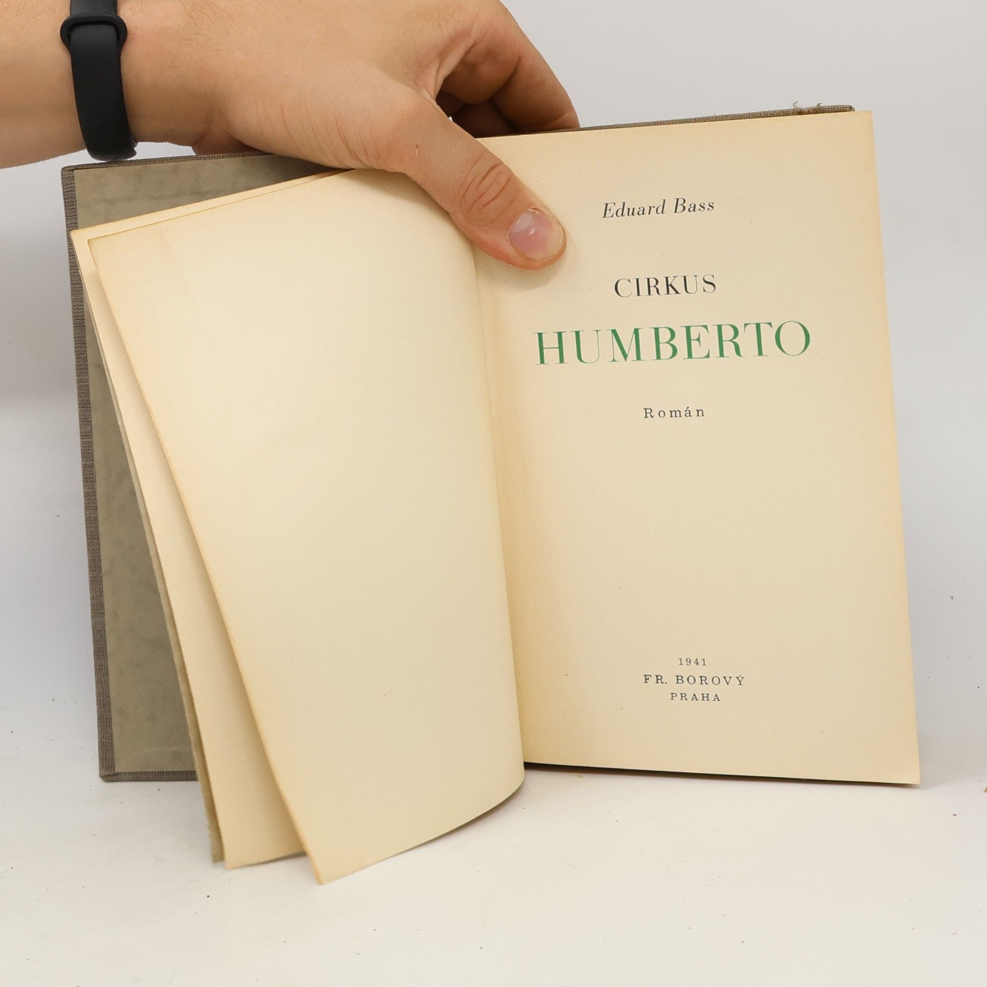 Eduard Bass Cirkus Humberto