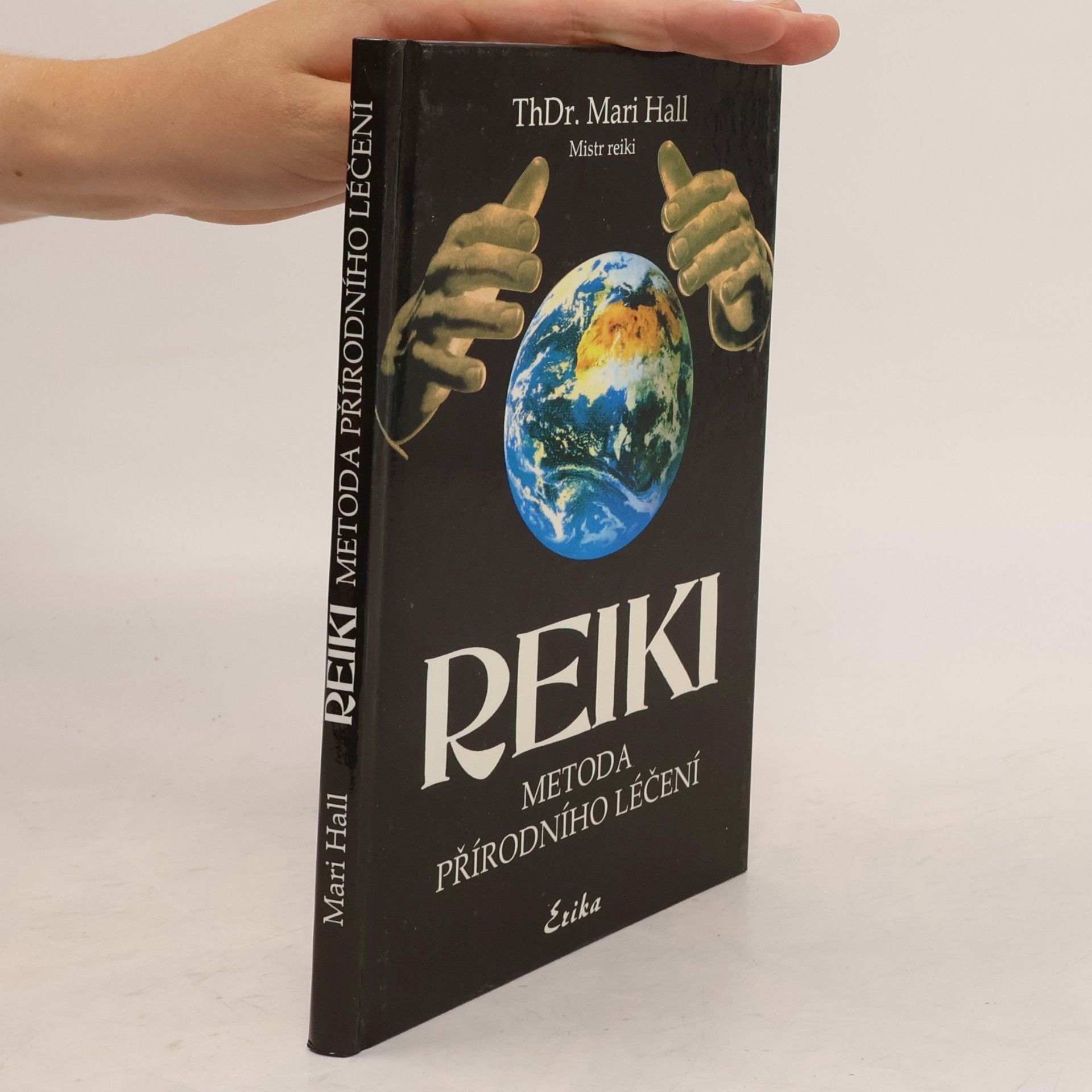 Mari Hall Reiki