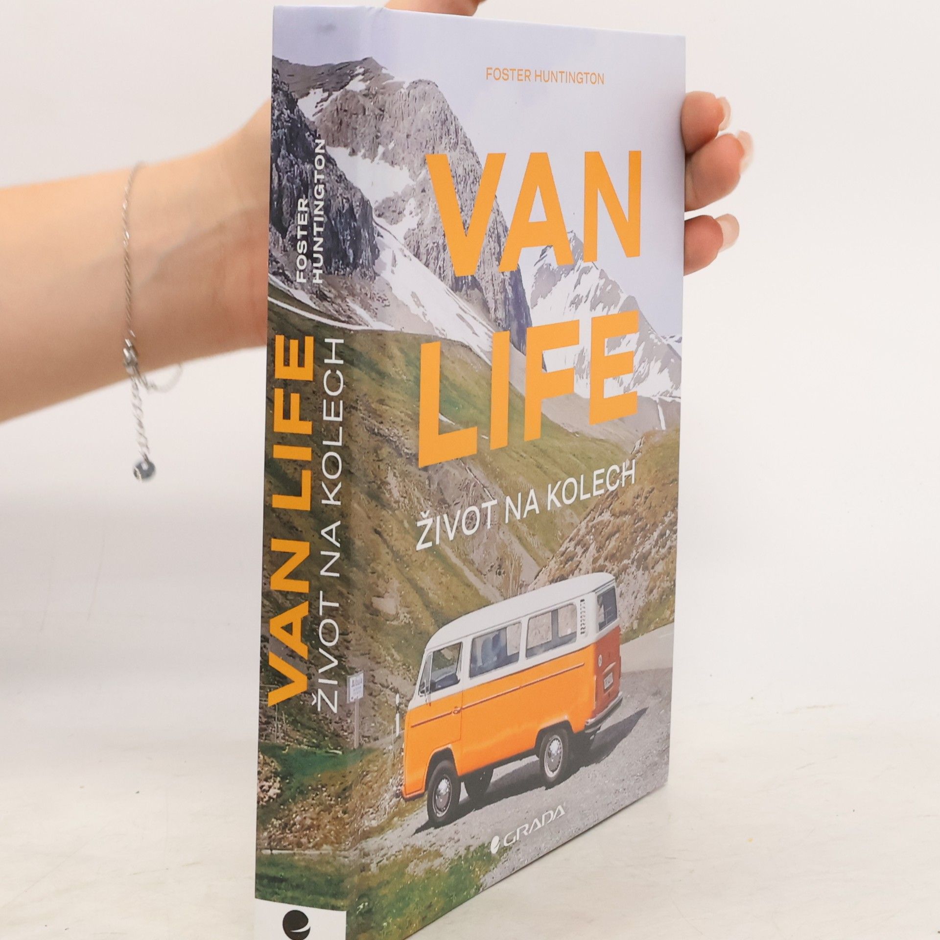 Foster Huntington Van life - Život na kolech