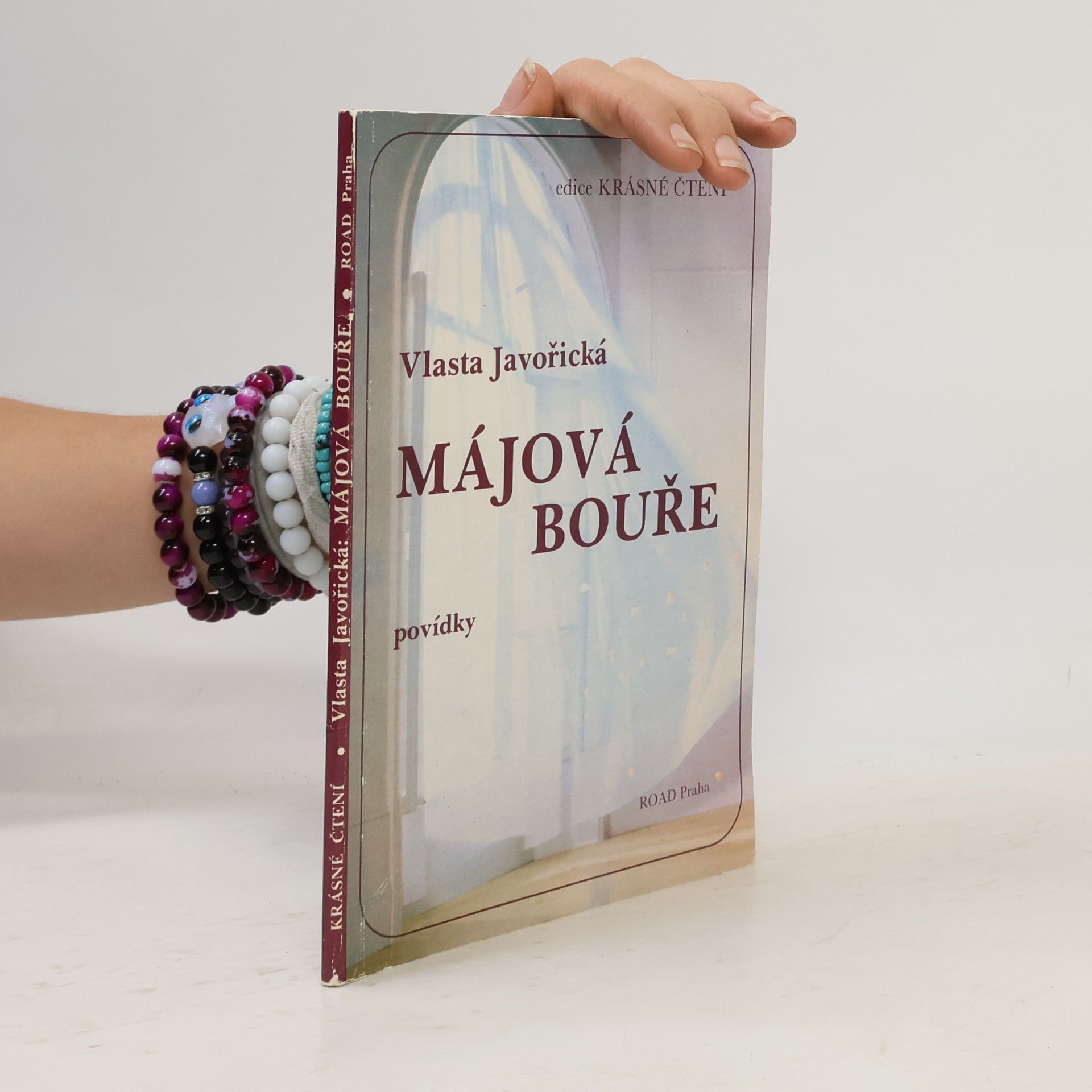 Vlasta Javořická Májová bouře : povídky