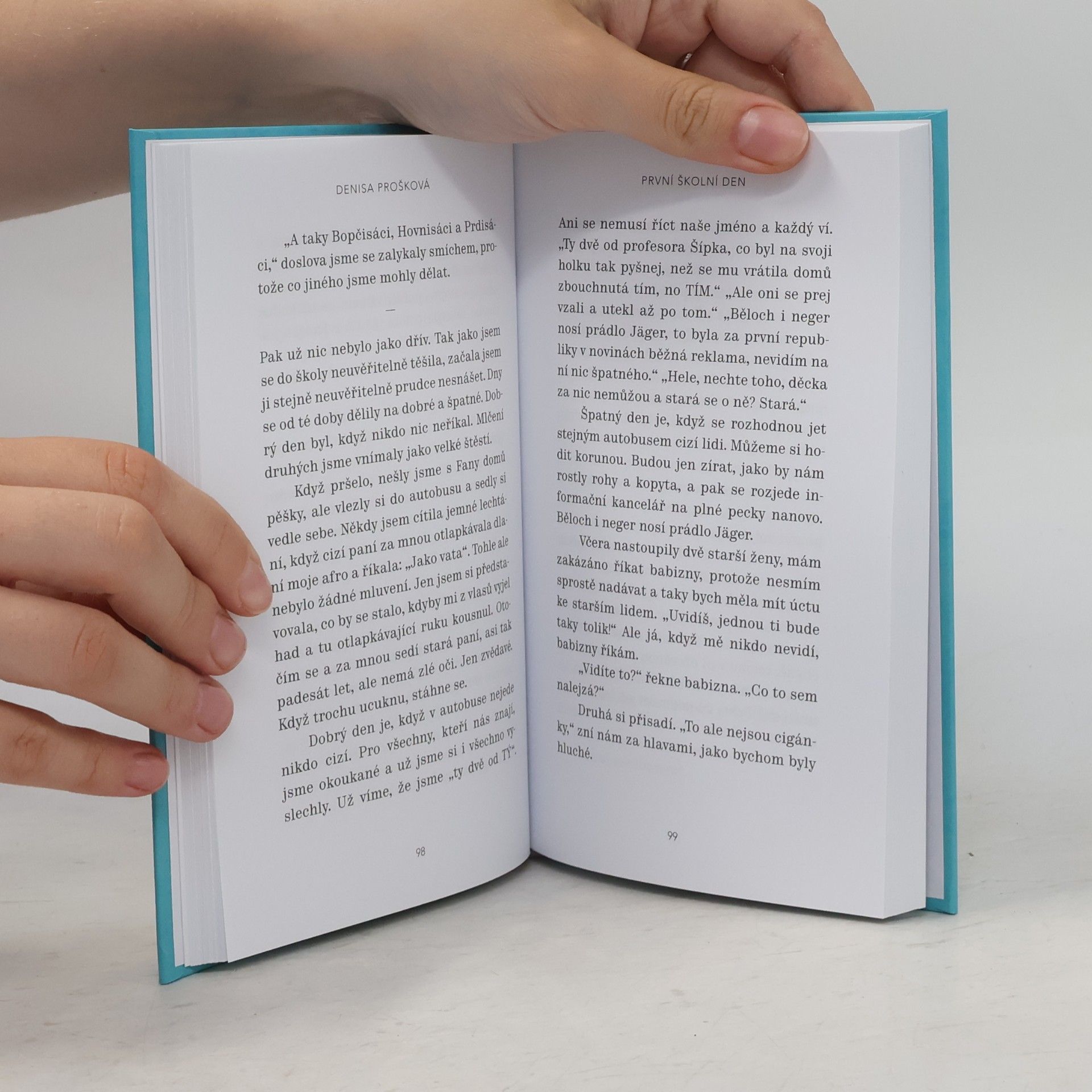 Autores varios Kořeny