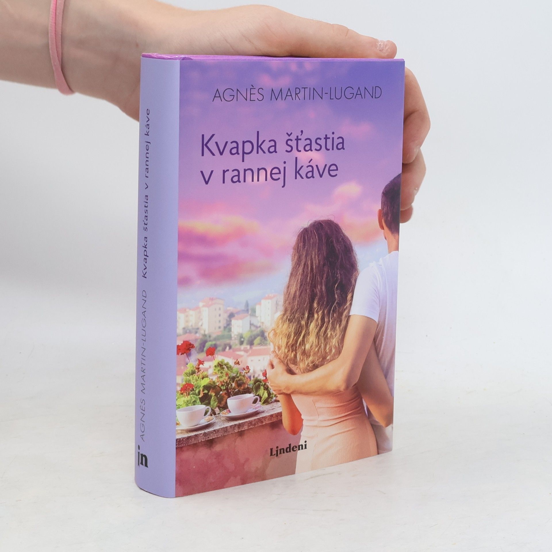 Agnes Martin-Lugand Kvapka šťastia v rannej káve