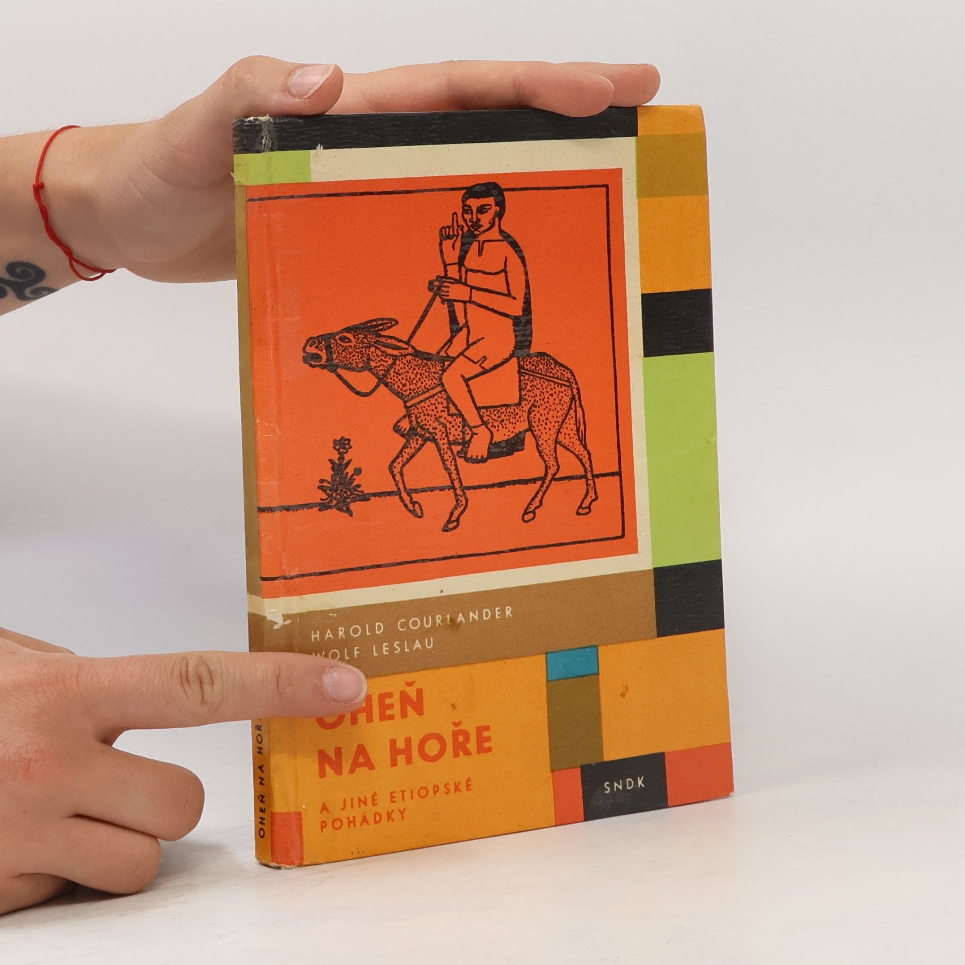Henry Holt Oheň a moře a jiné etiopské pohádky