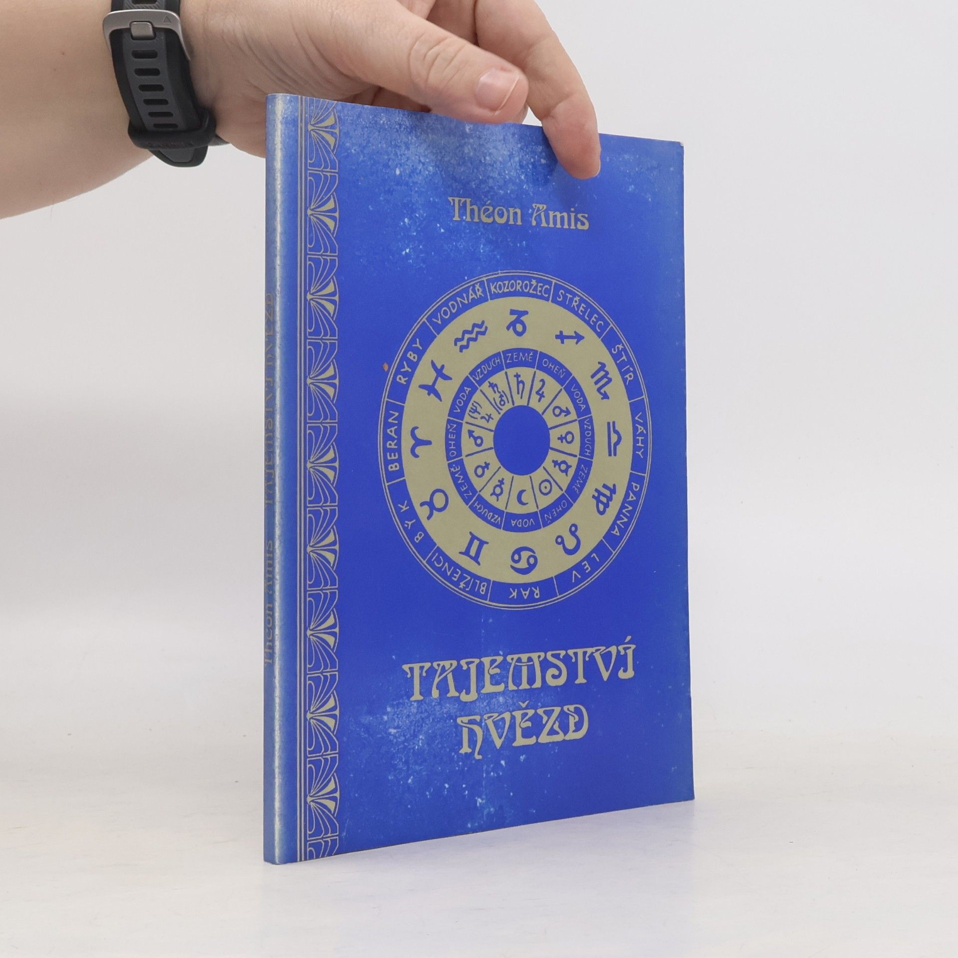 Théon Amis Tajemství hvězd