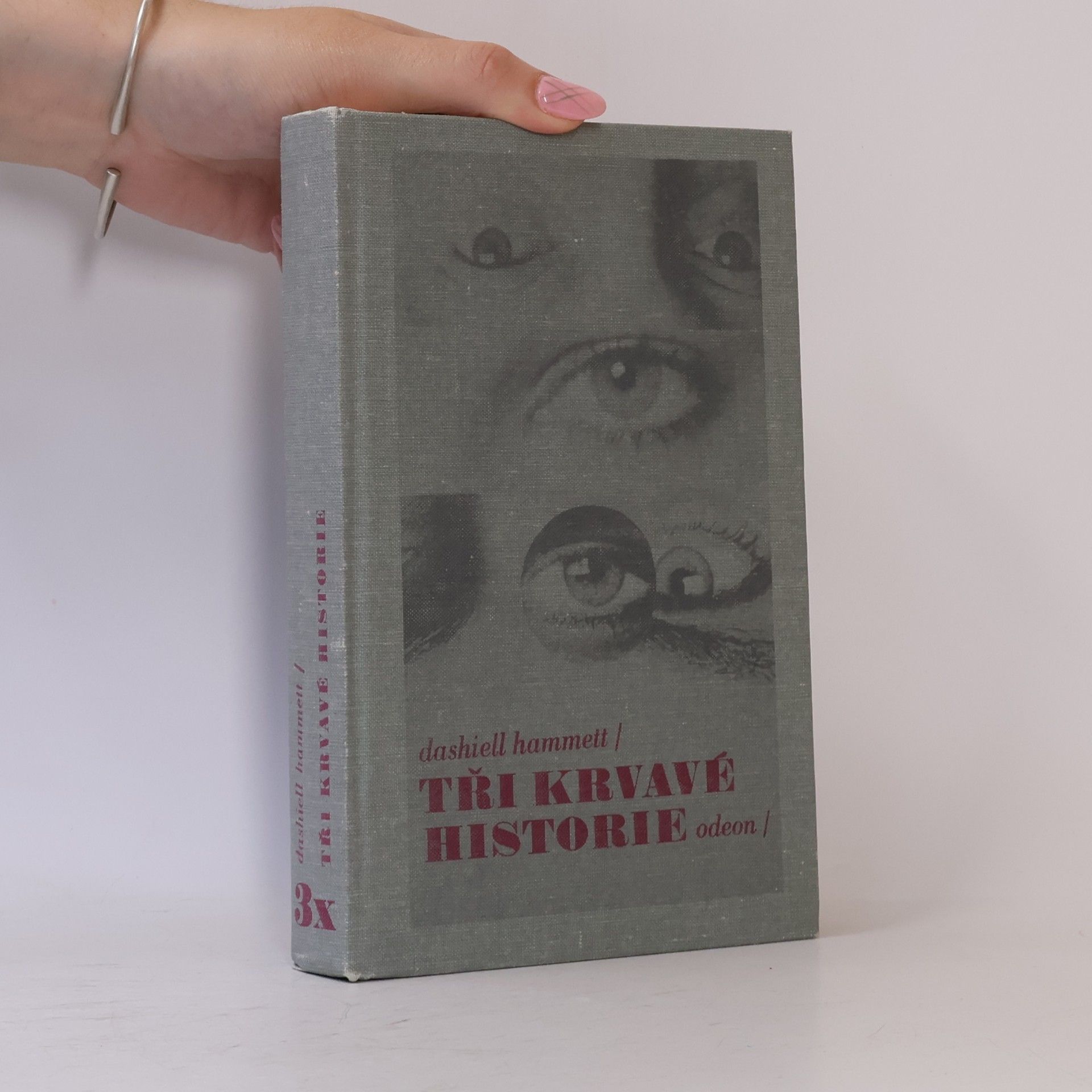 Dashiell Hammett Tři krvavé historie