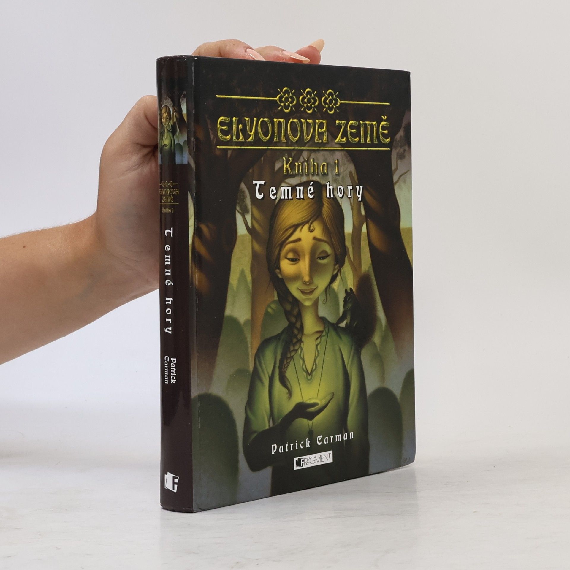 Patrick Carman Elyonova země. Kniha 1, Temné hory