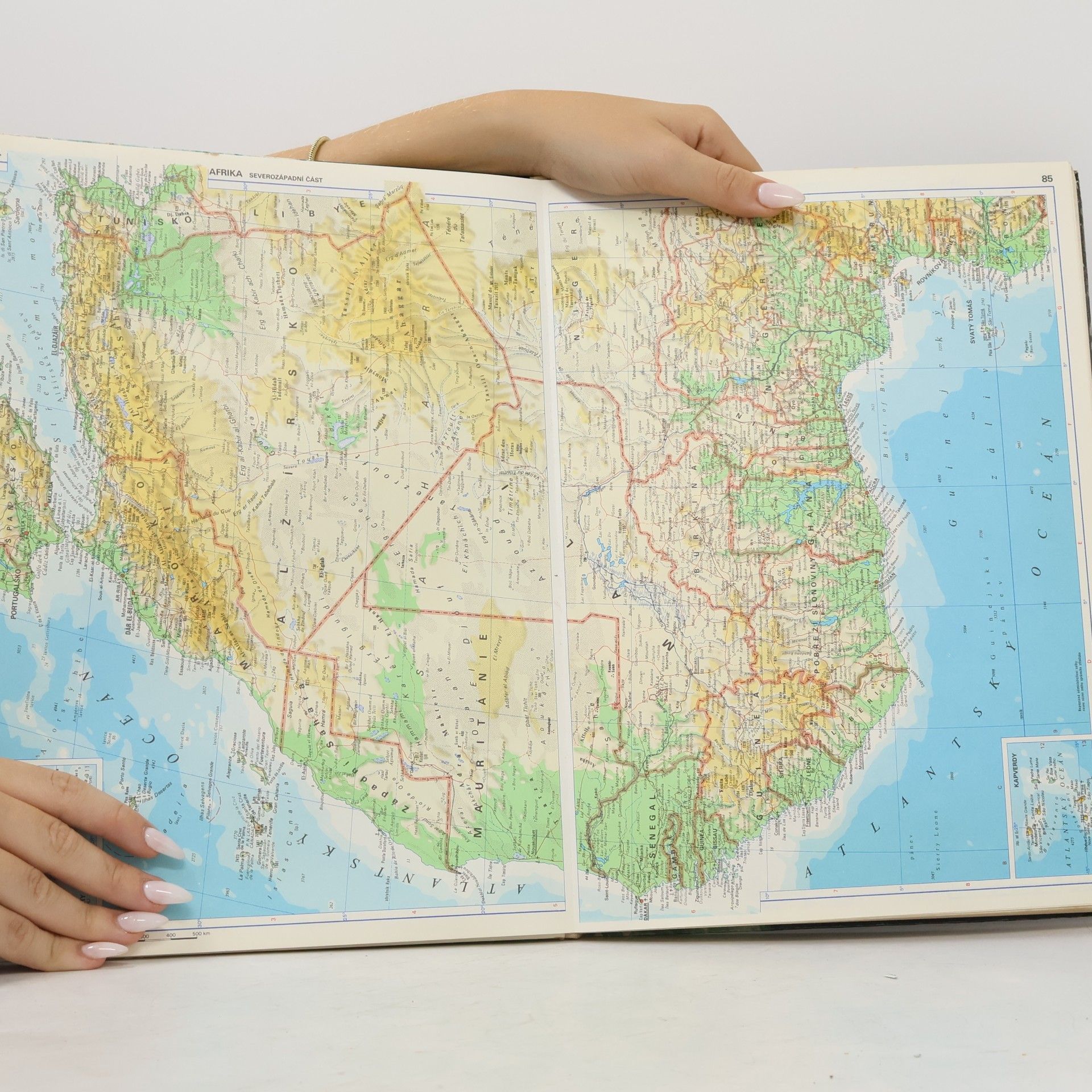 Kolektiv autorů Velký atlas světa