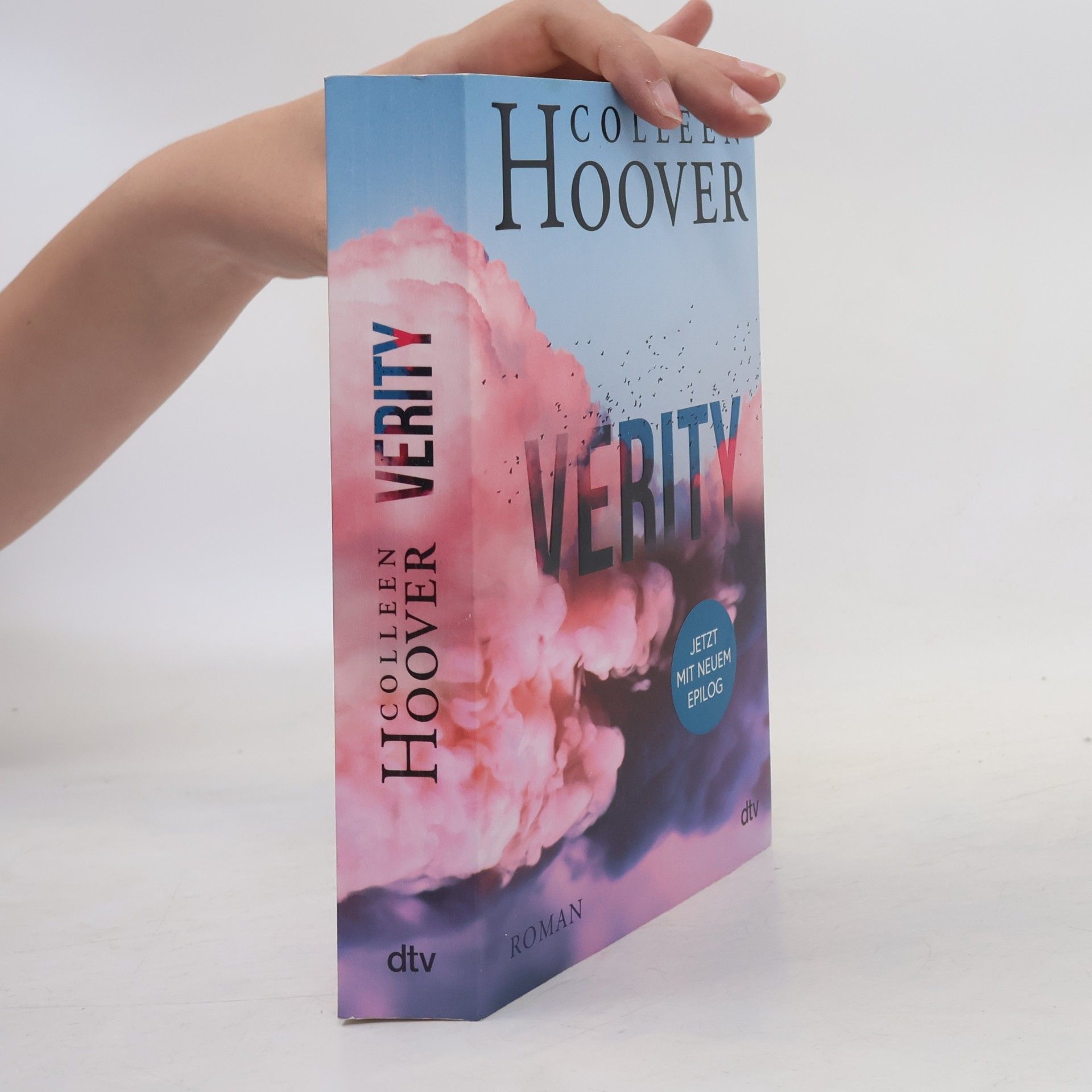 Colleen Hoover Verity