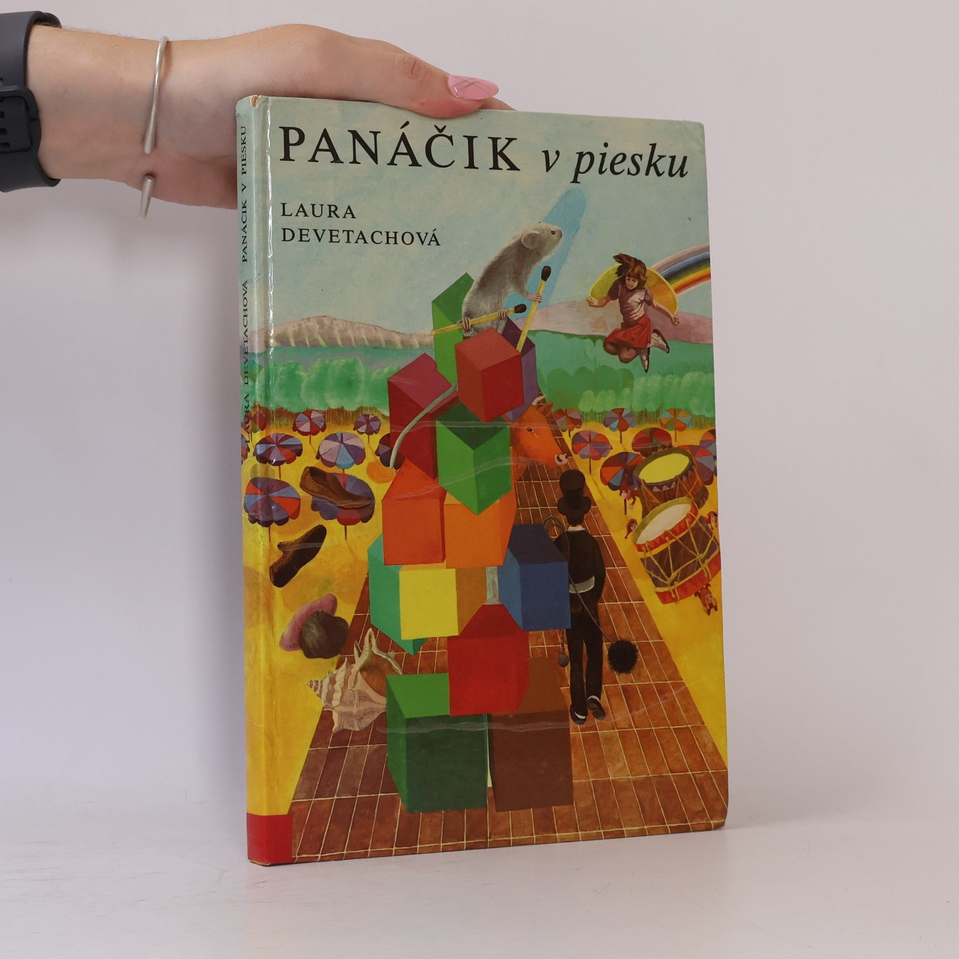 Laura Devetachová Panáčik v piesku