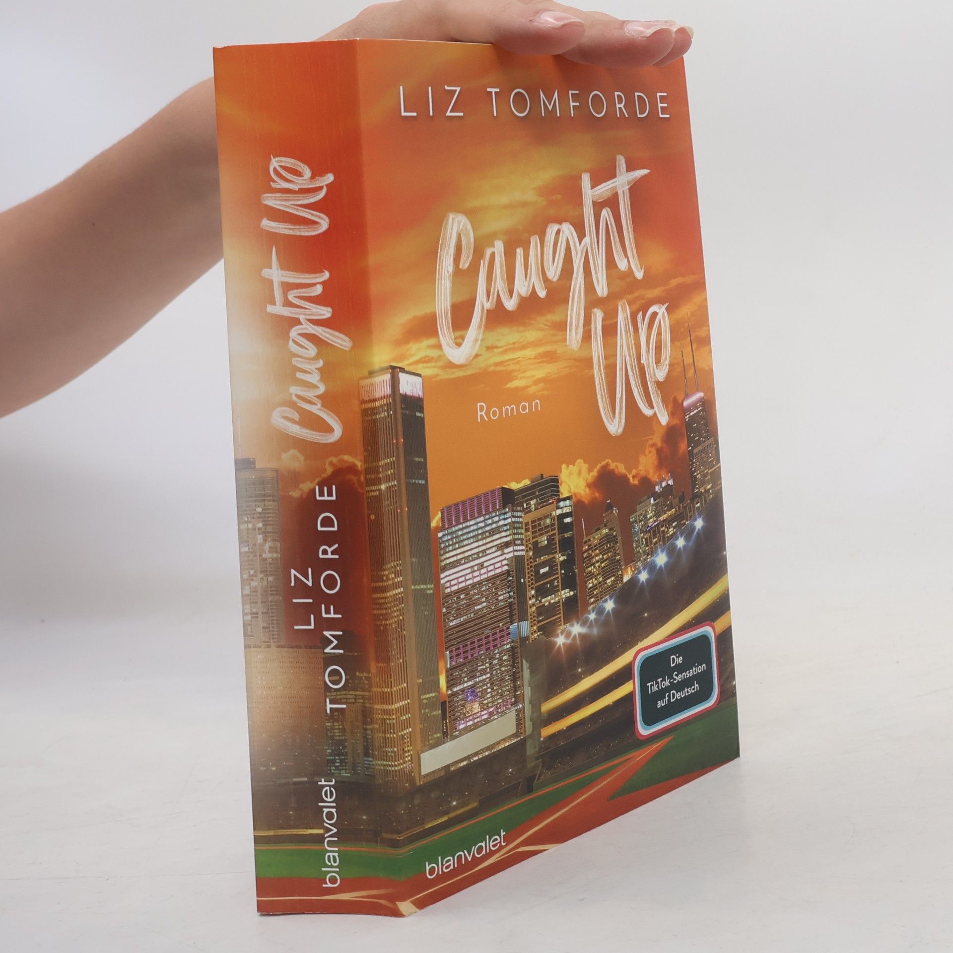 Liz Tomforde Caught up