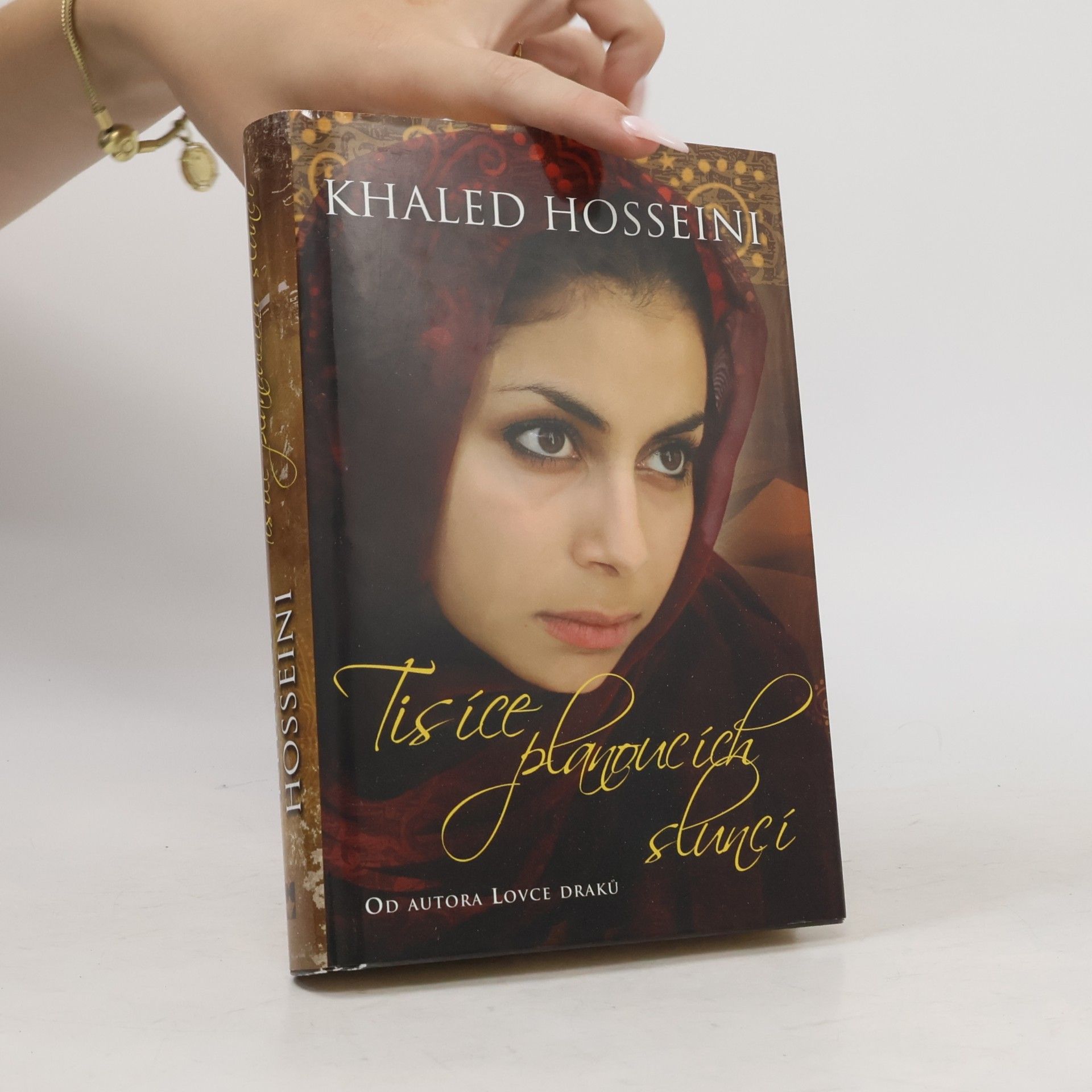 Khaled Hosseini Tisíce planoucích sluncí