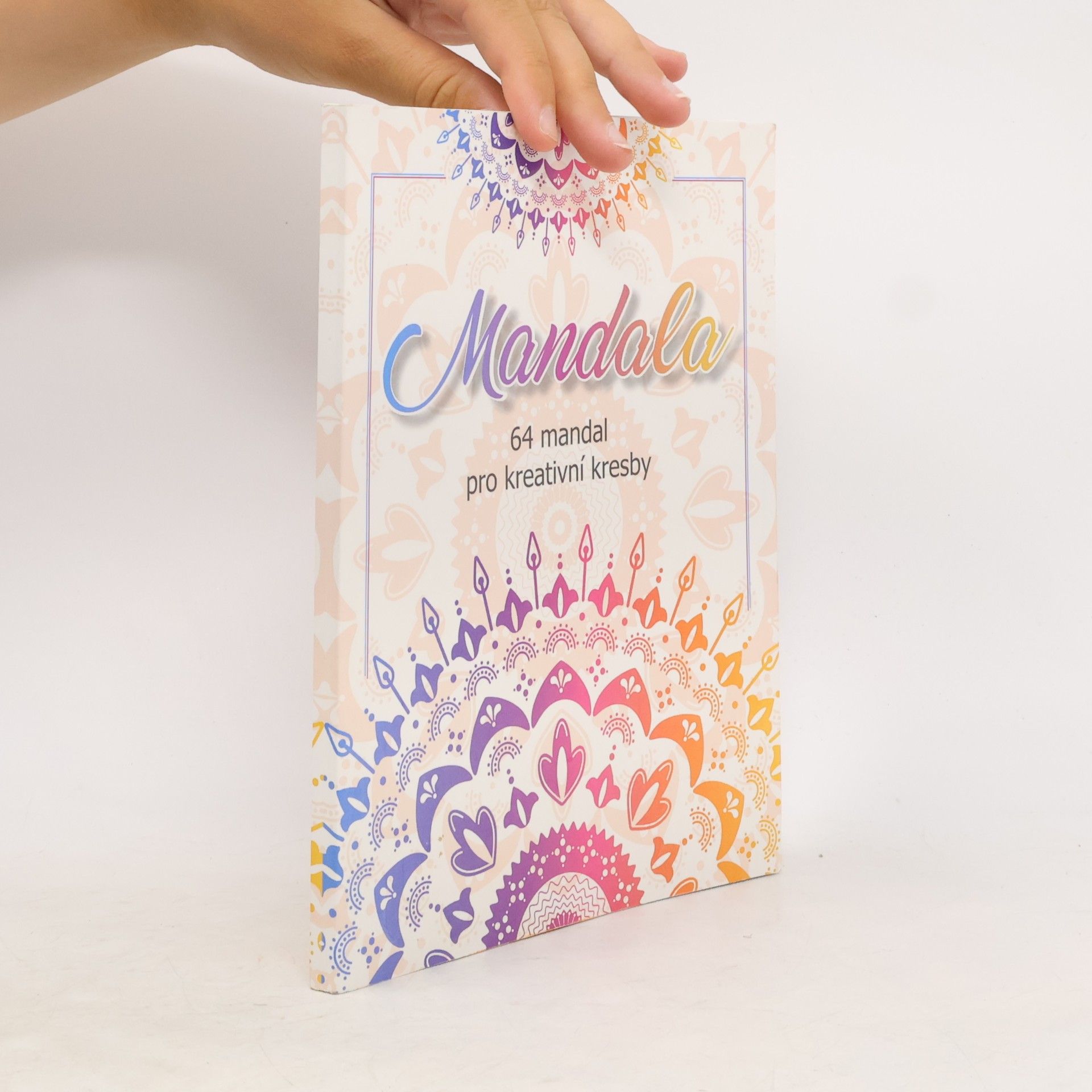 kolektiv Mandala. 64 kreseb pro kreativní kresby
