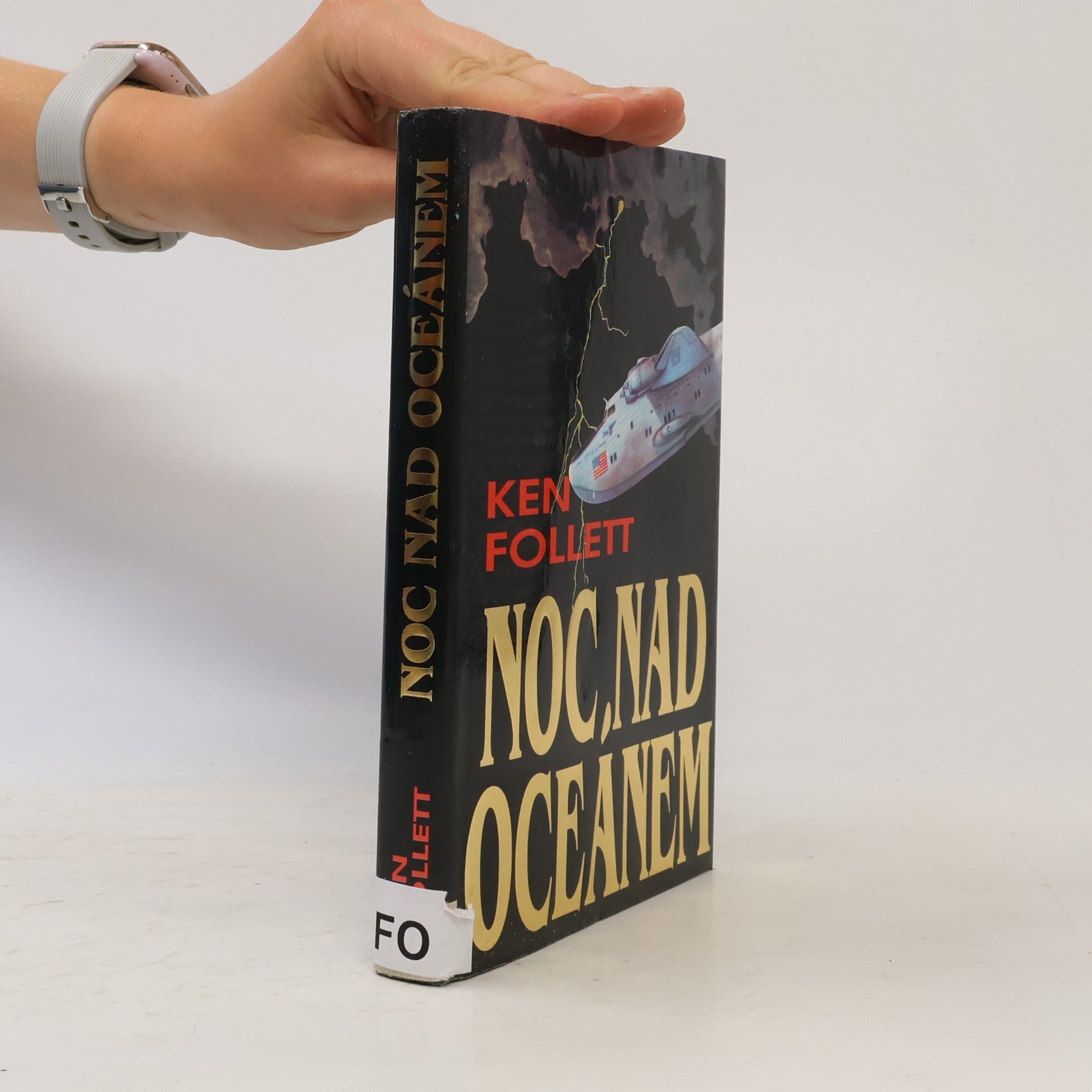 Ken Follett Noc nad oceánem