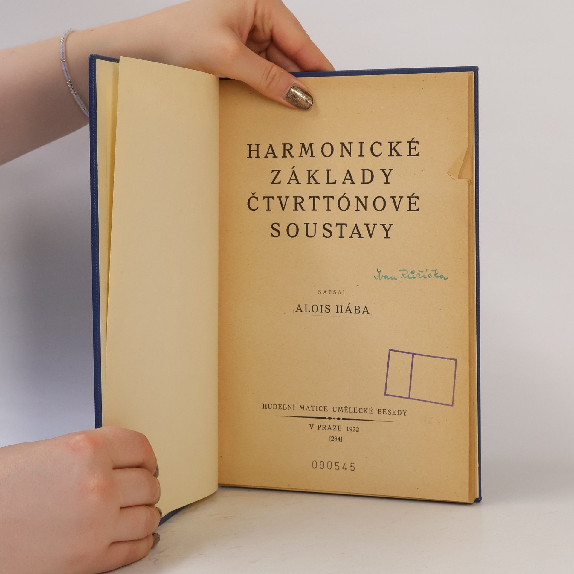 Alois Hába Harmonické základy čtvrtónové soustavy