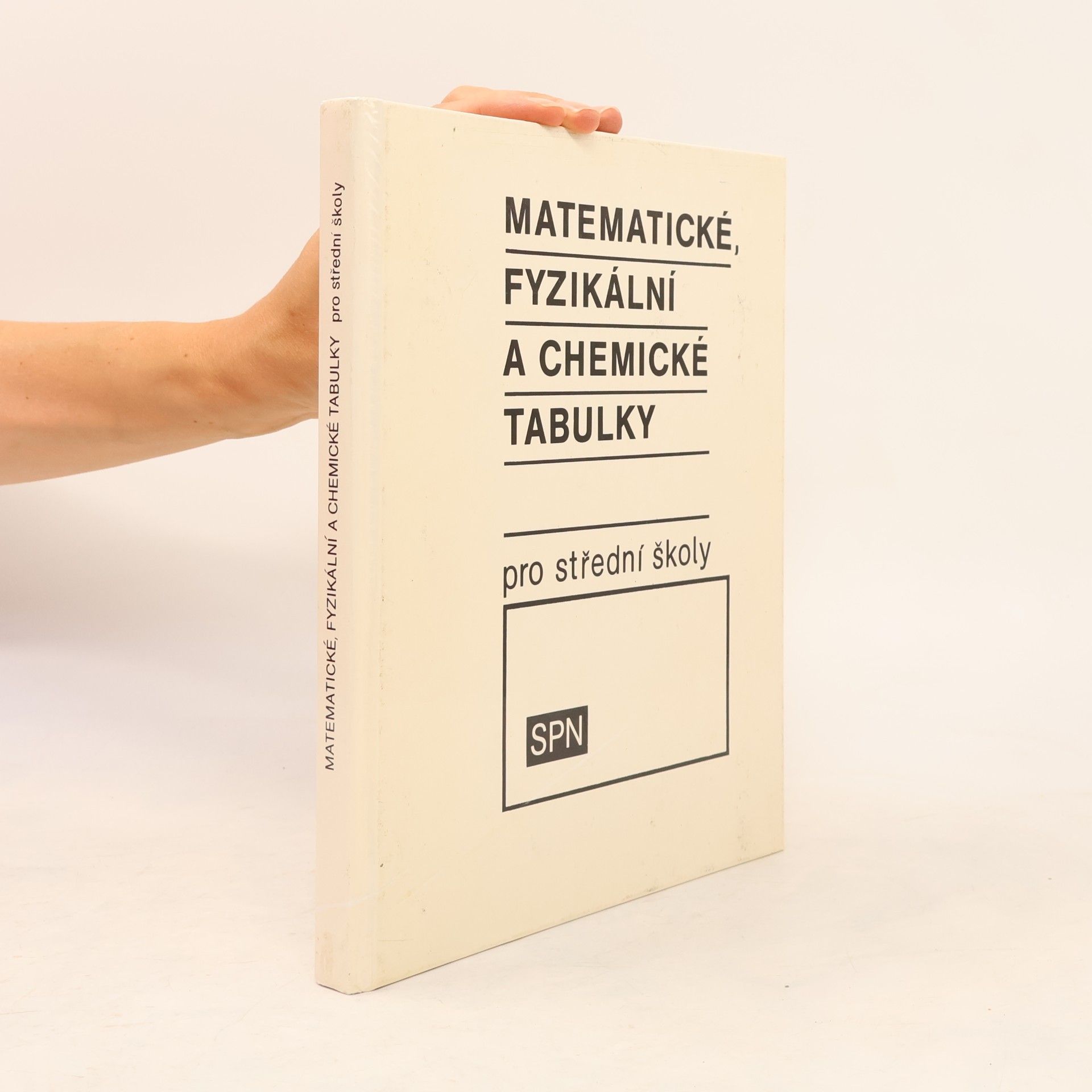 Autorenkollektiv Matematické, fyzikální a chemické tabulky pro střední školy
