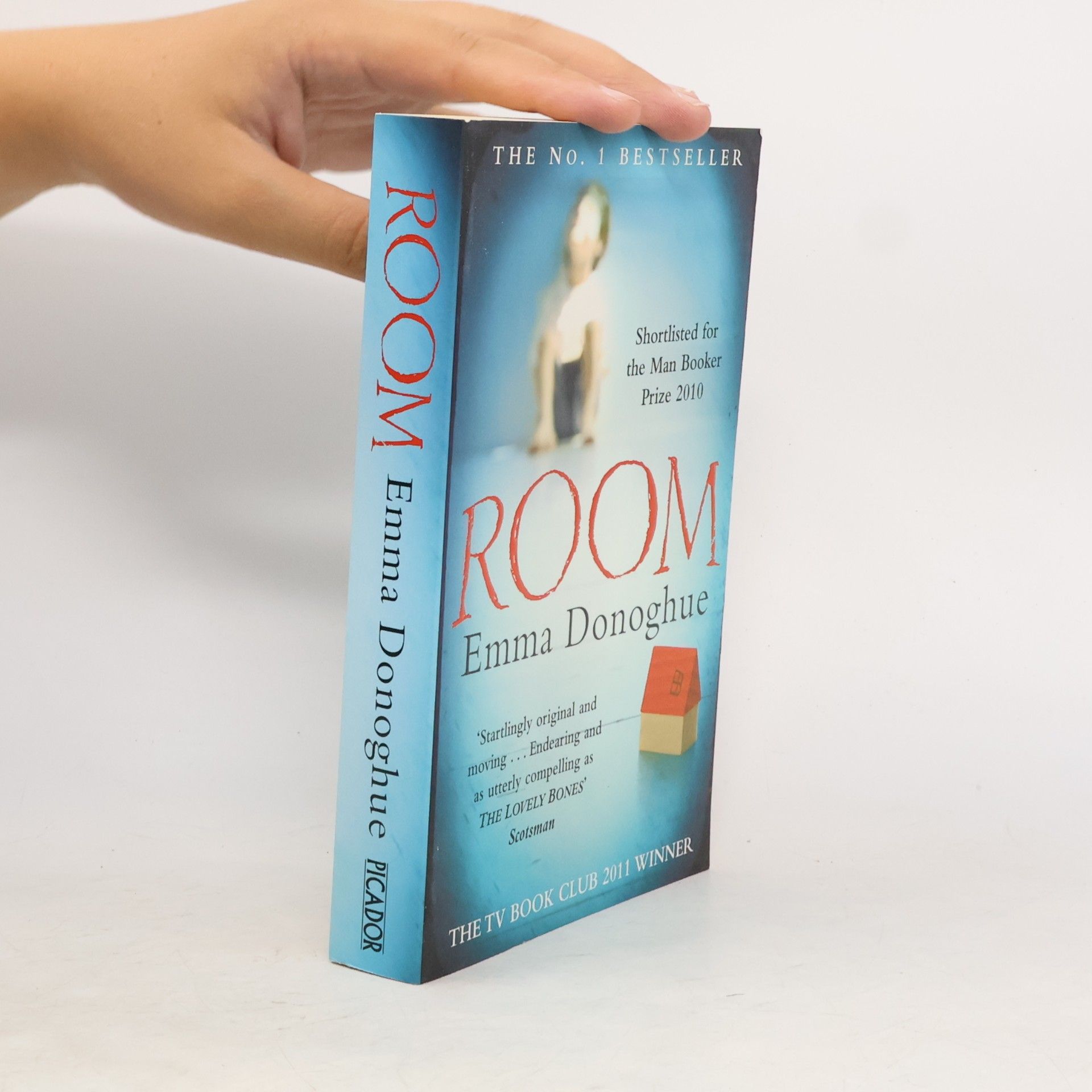 Emma Donoghue Room