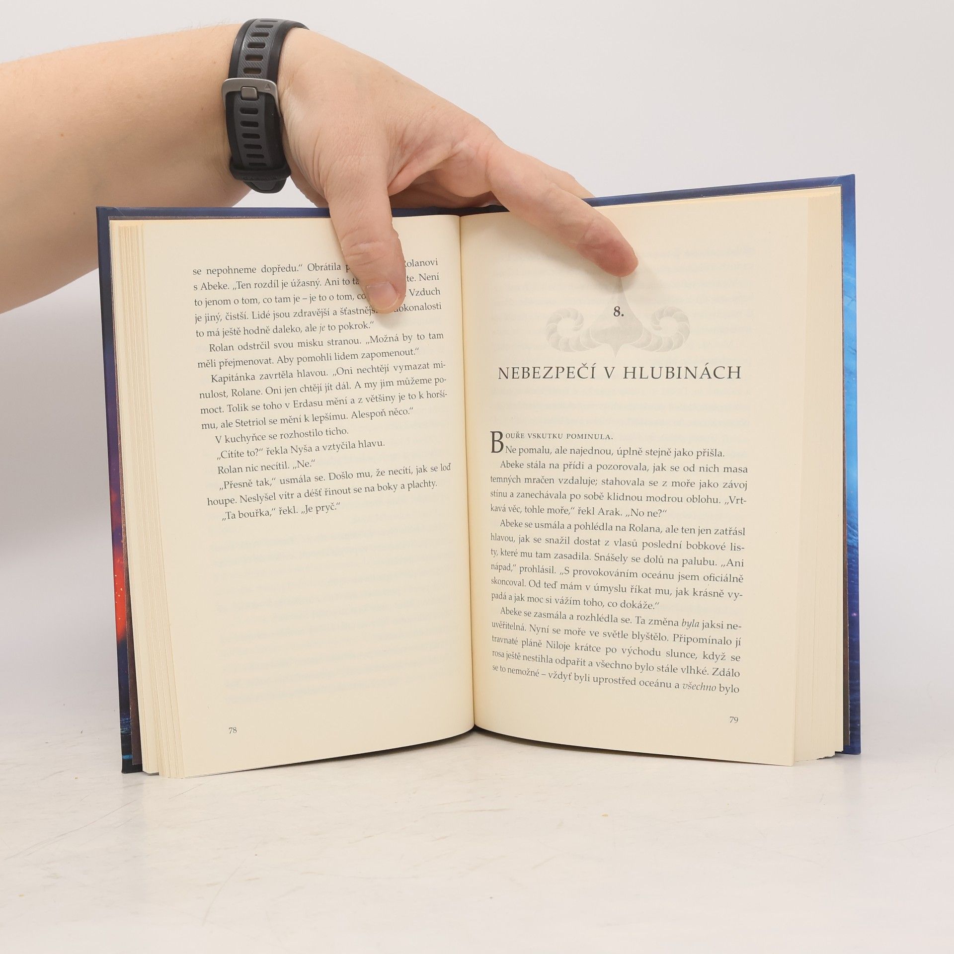 V. E. Schwab Rozvrácená země