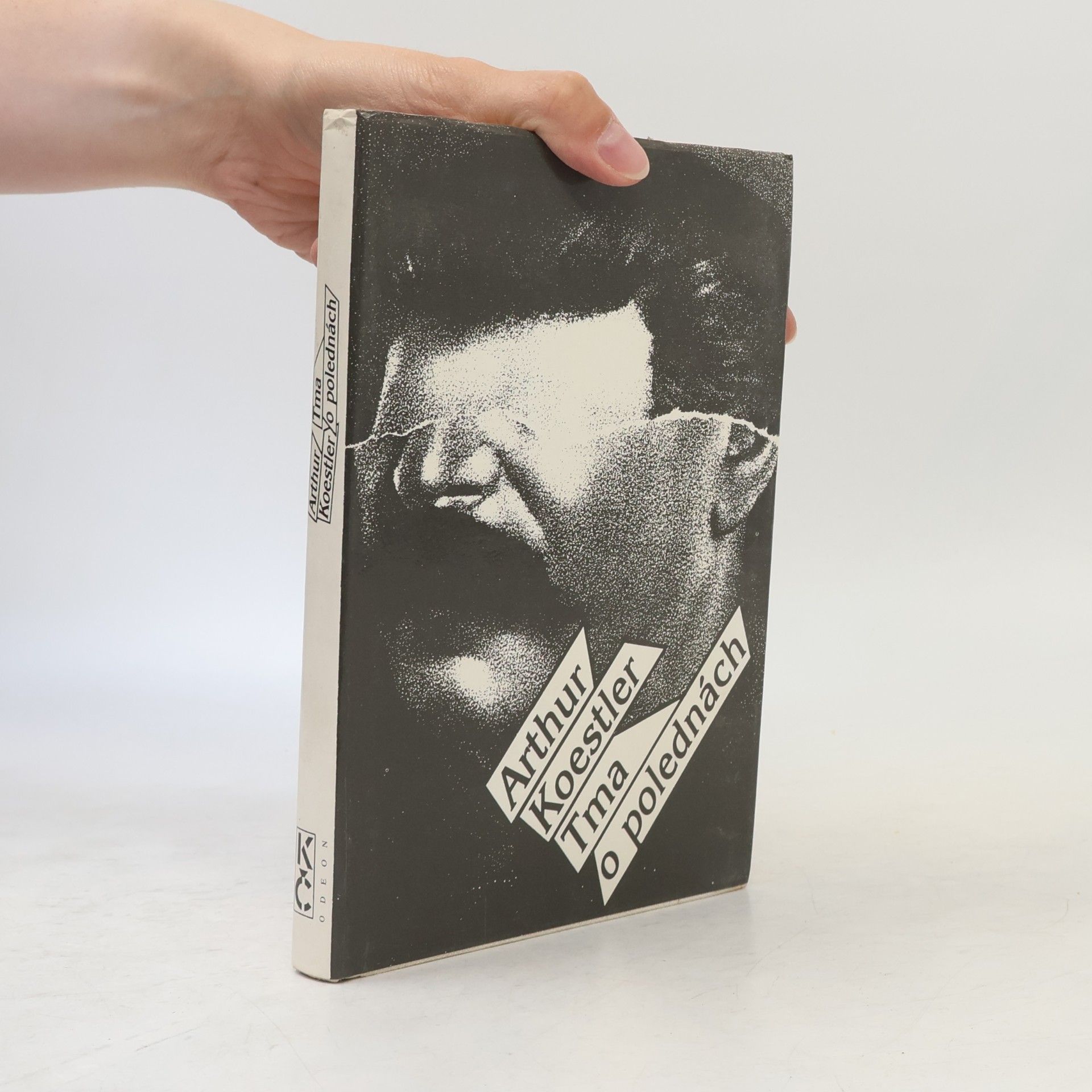Arthur Koestler Tma o polednách