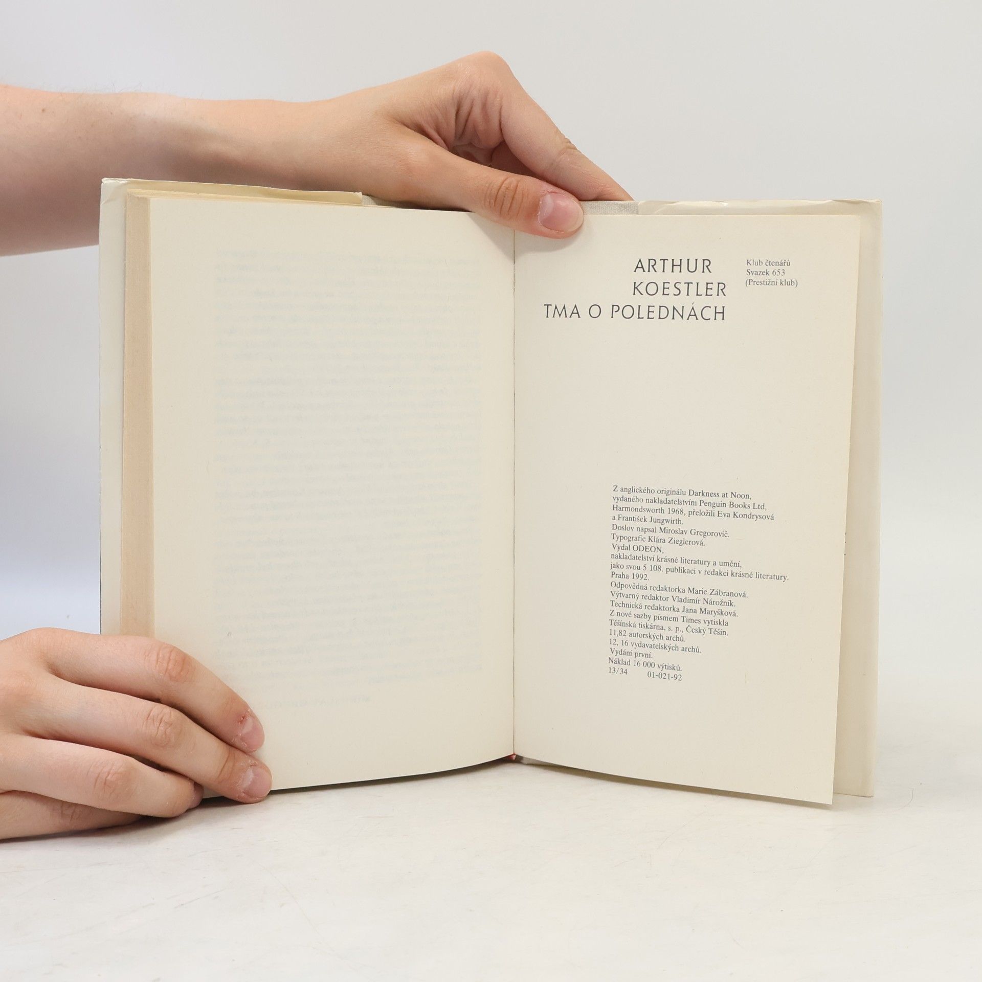 Arthur Koestler Tma o polednách