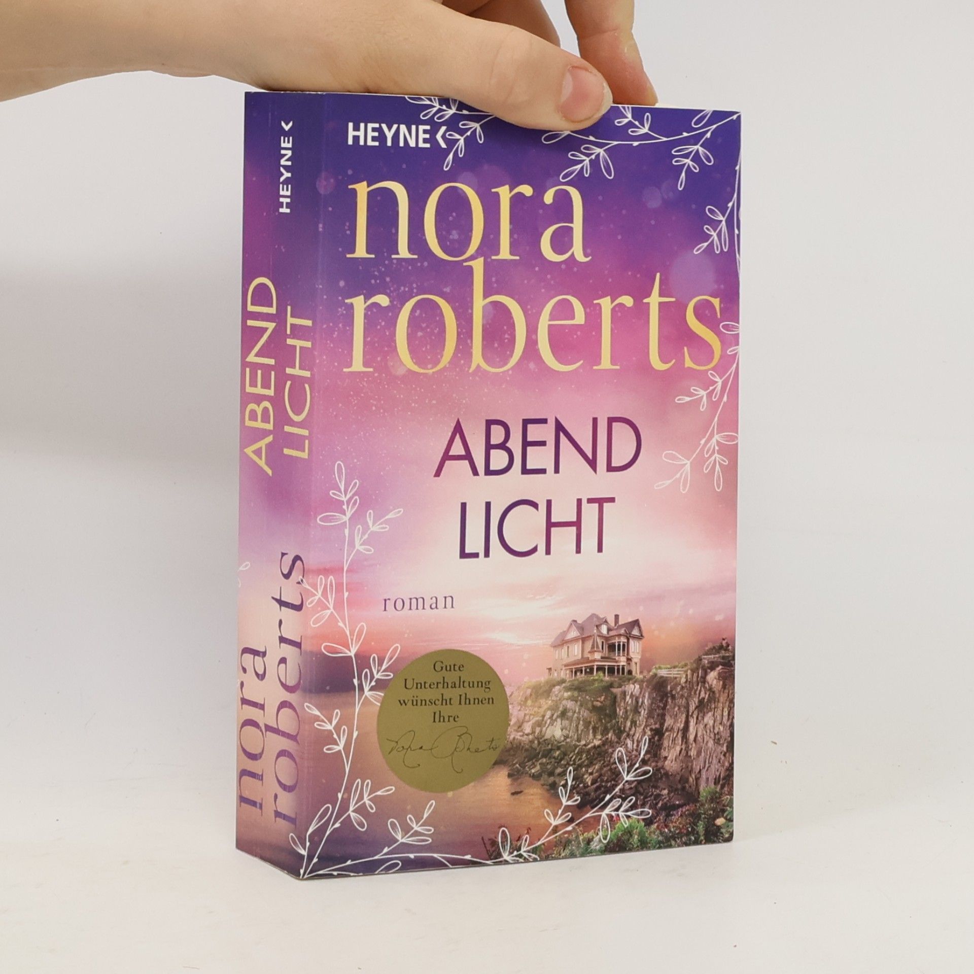 Nora Roberts Abendlicht