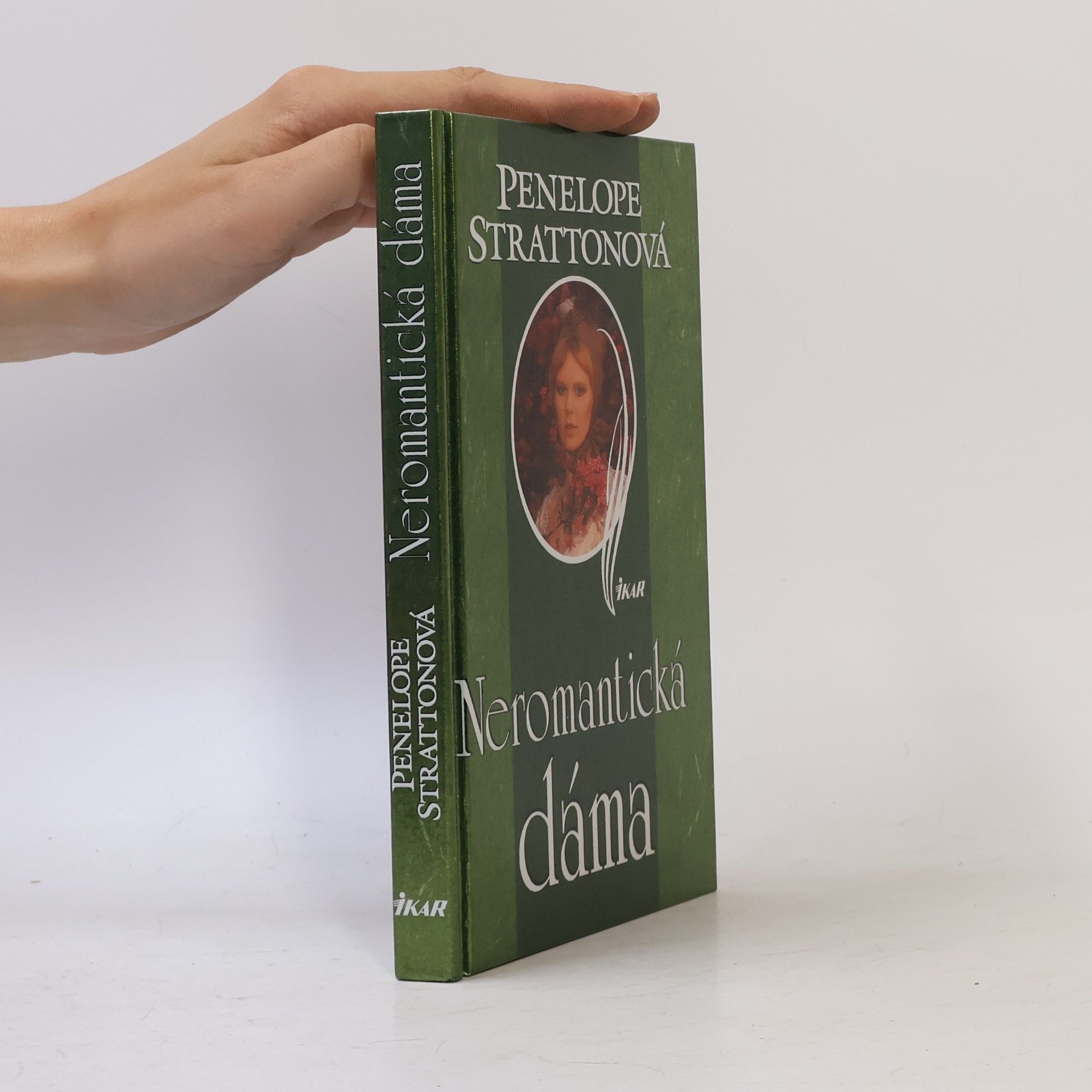 Penelope Stratton Neromantická dáma