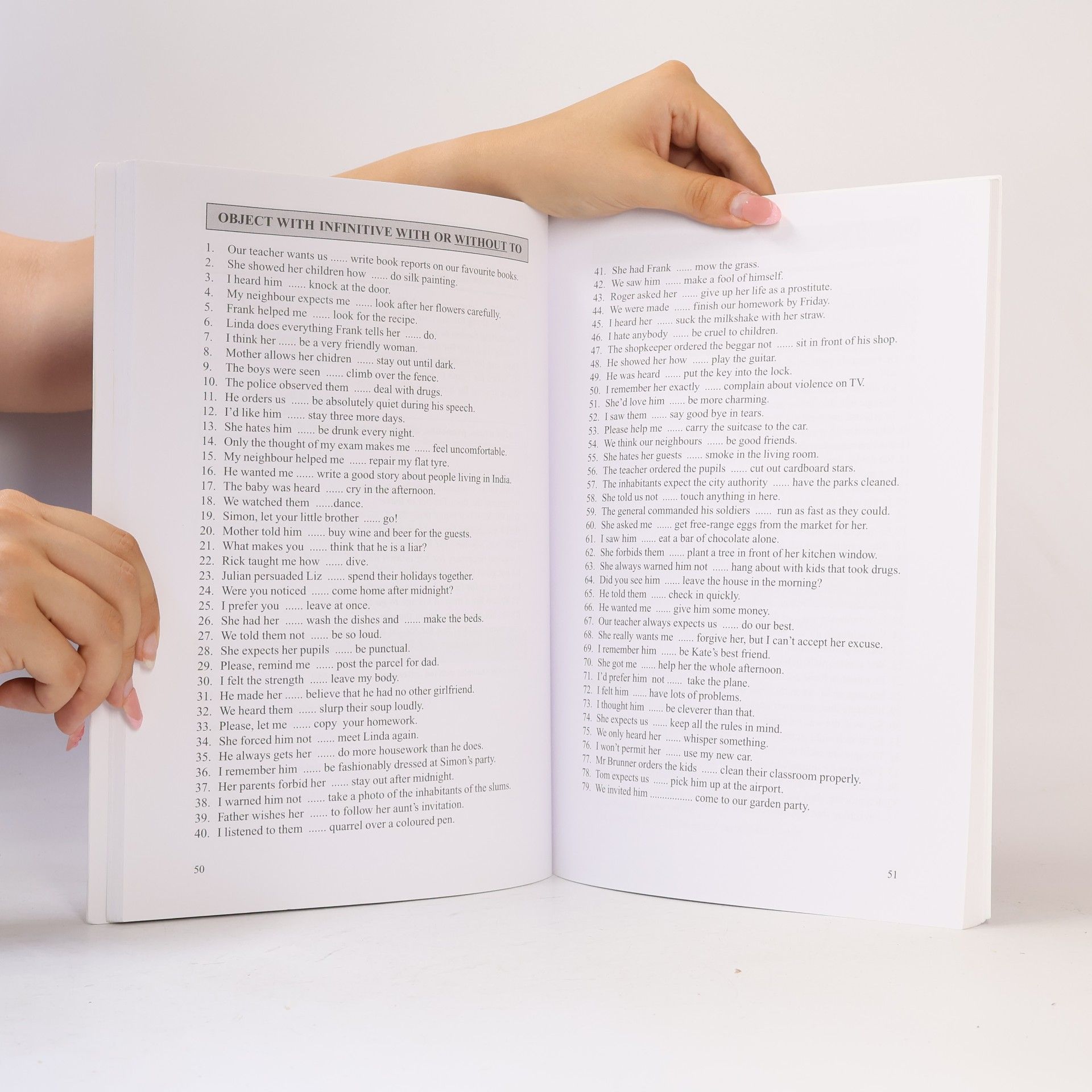 Claudia Lichtenwagner Smile : Englisch-Übungsbuch für IV. Klasse AHS/HS