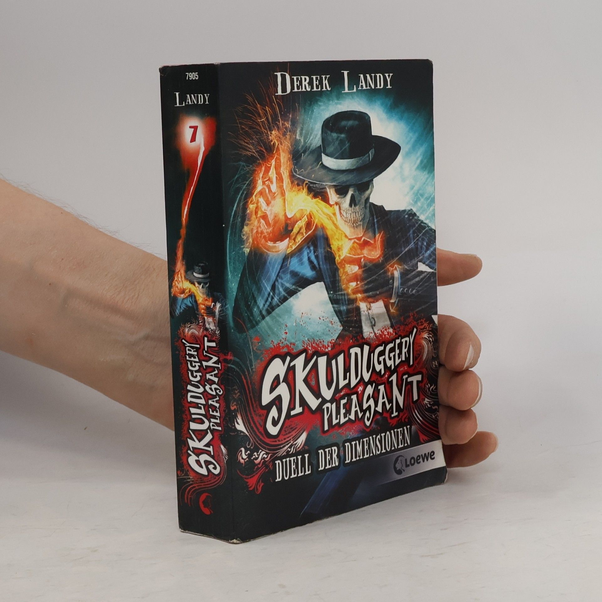 Derek Landy Skulduggery Pleasant. Duell der Dimensionen