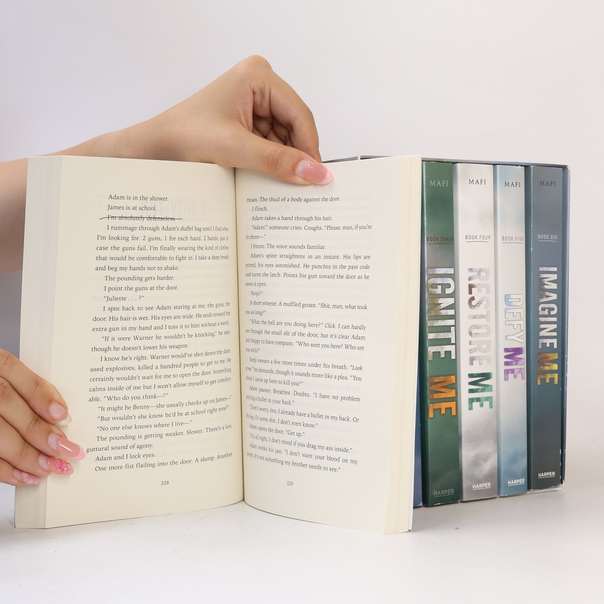 Tahereh Mafi Shatter Me Series 6 Book Box Set