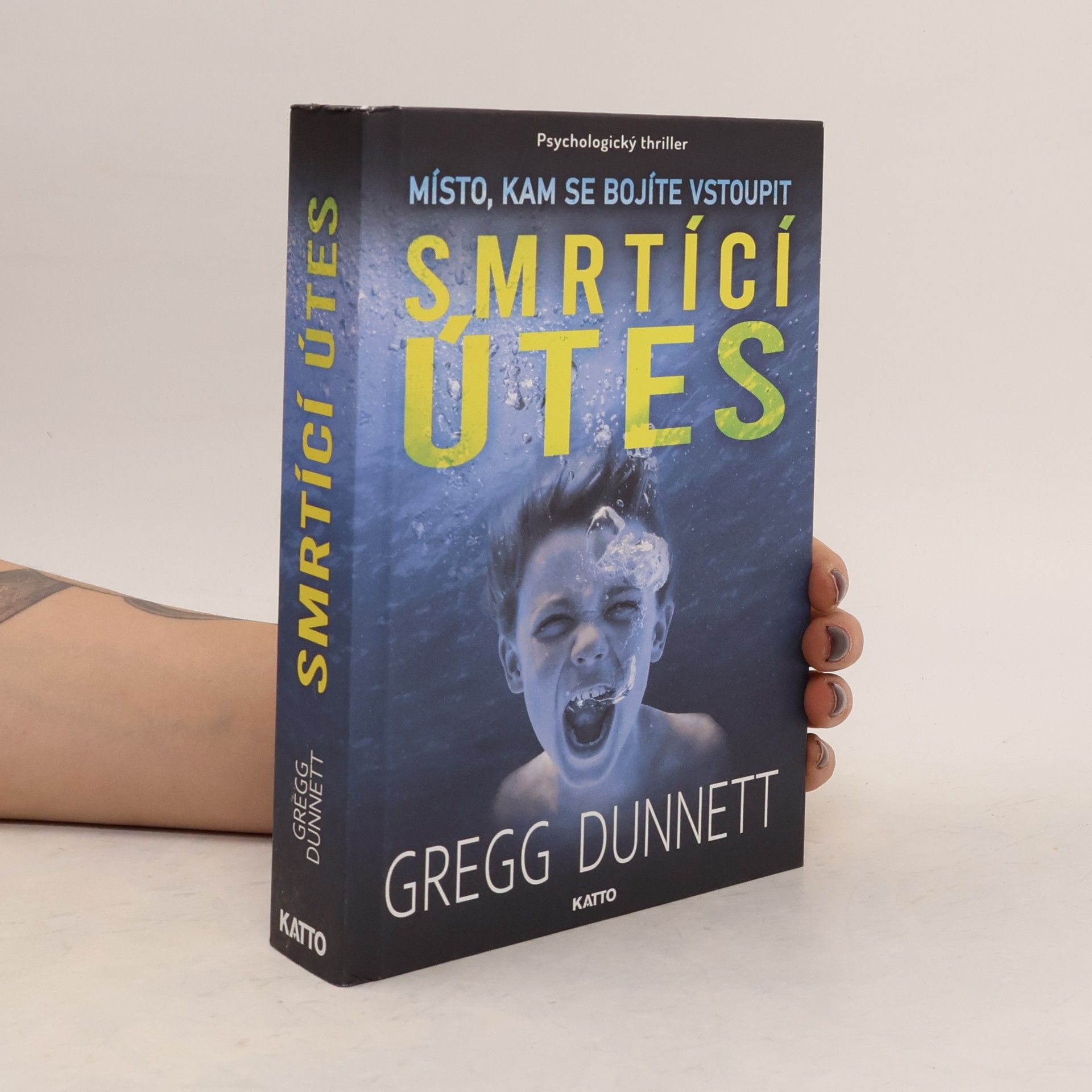 Gregg Dunnett Smrtící útes