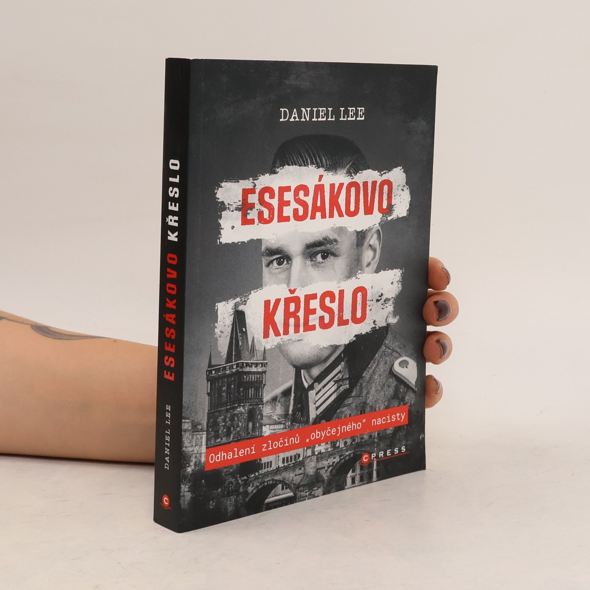 Daniel Lee Esesákovo křeslo - Odhalení skrytého života nacisty