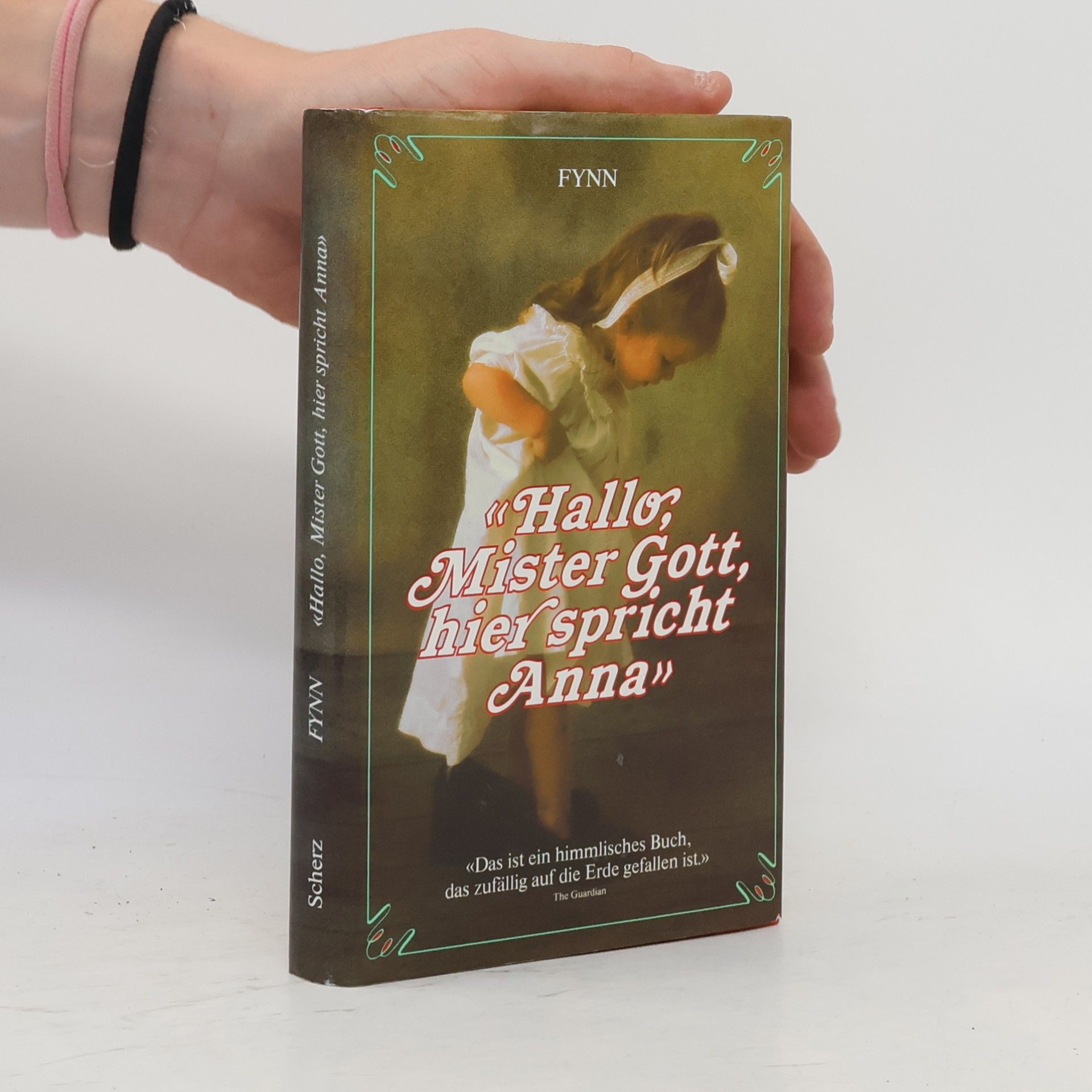 Fynn Hallo, Mister Gott, hier spricht Anna