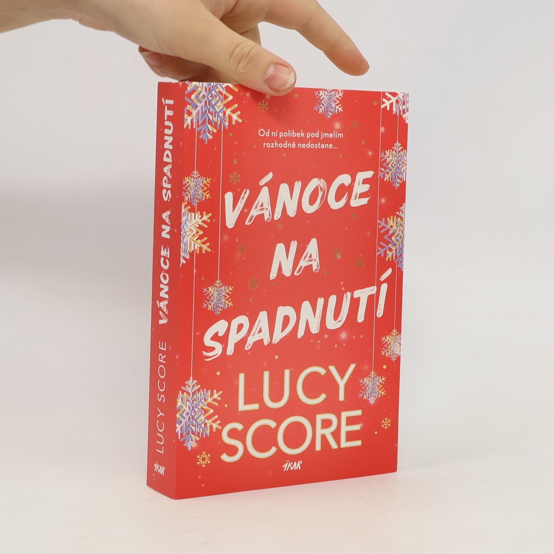 Lucy Score Vánoce na spadnutí