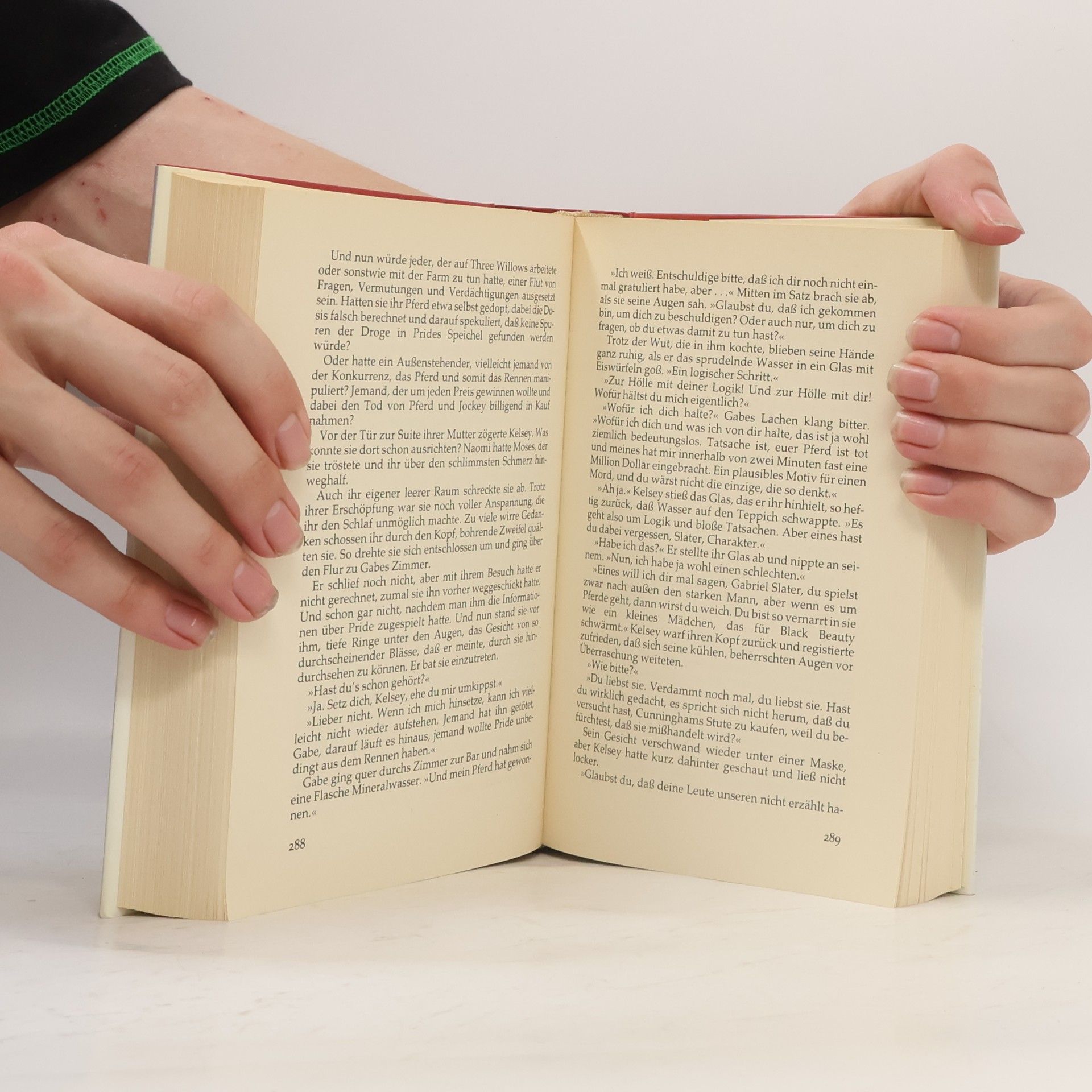 Nora Roberts Schatten über den Weiden