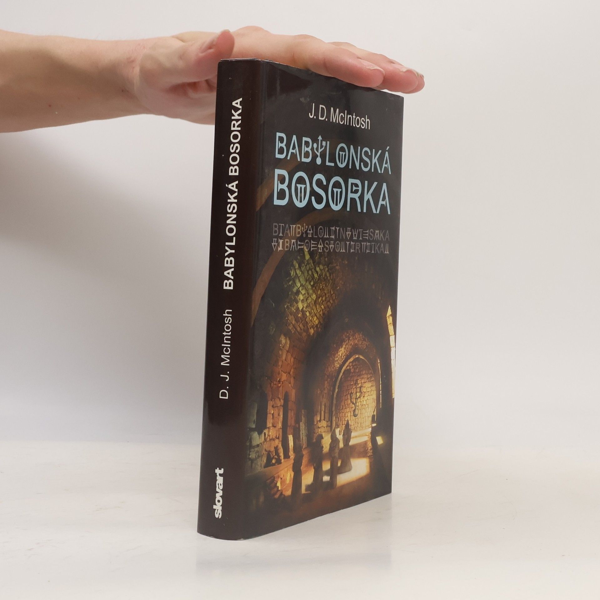 D. J. McIntosh Babylonská bosorka