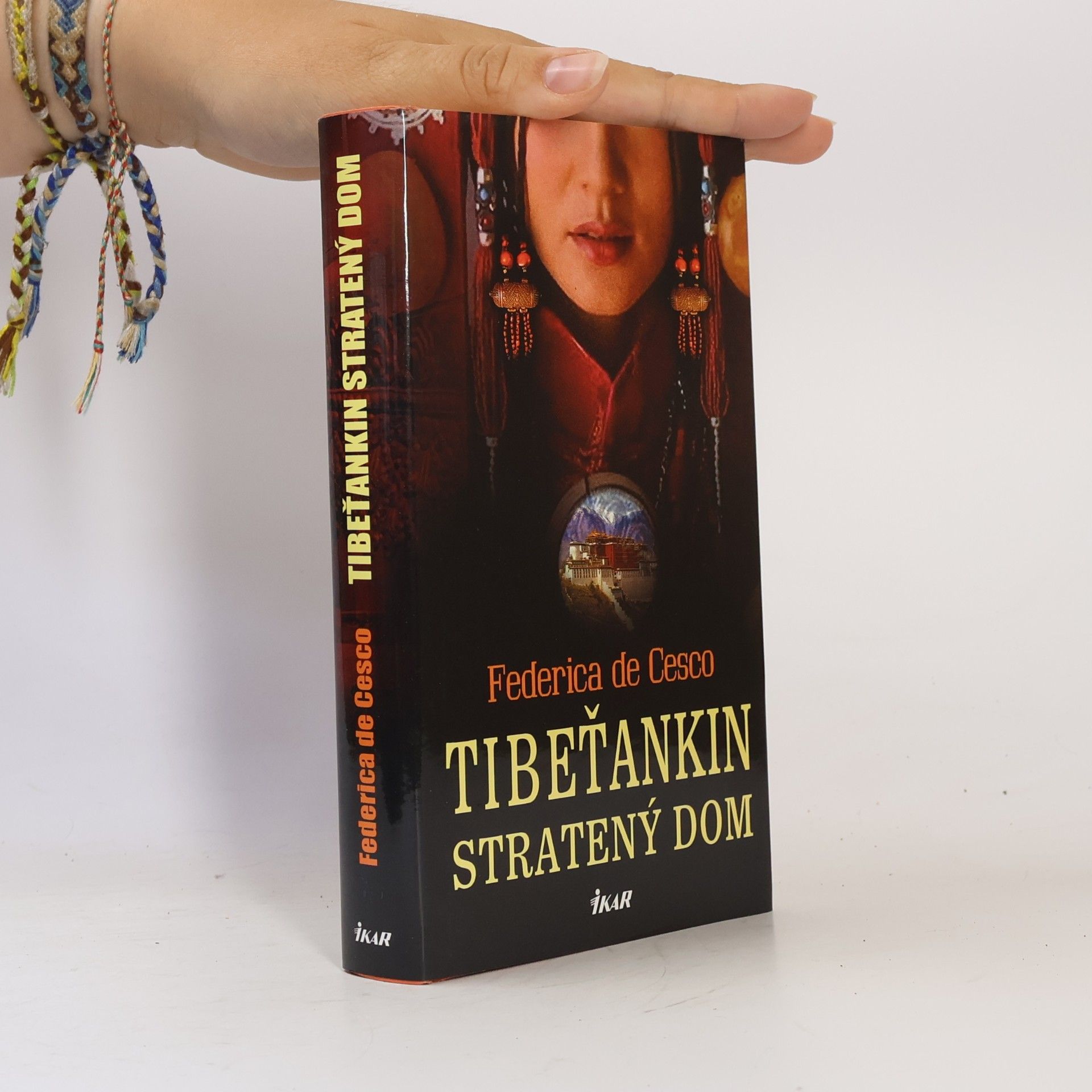 Federica de Cesco Tibeťankin stratený dom