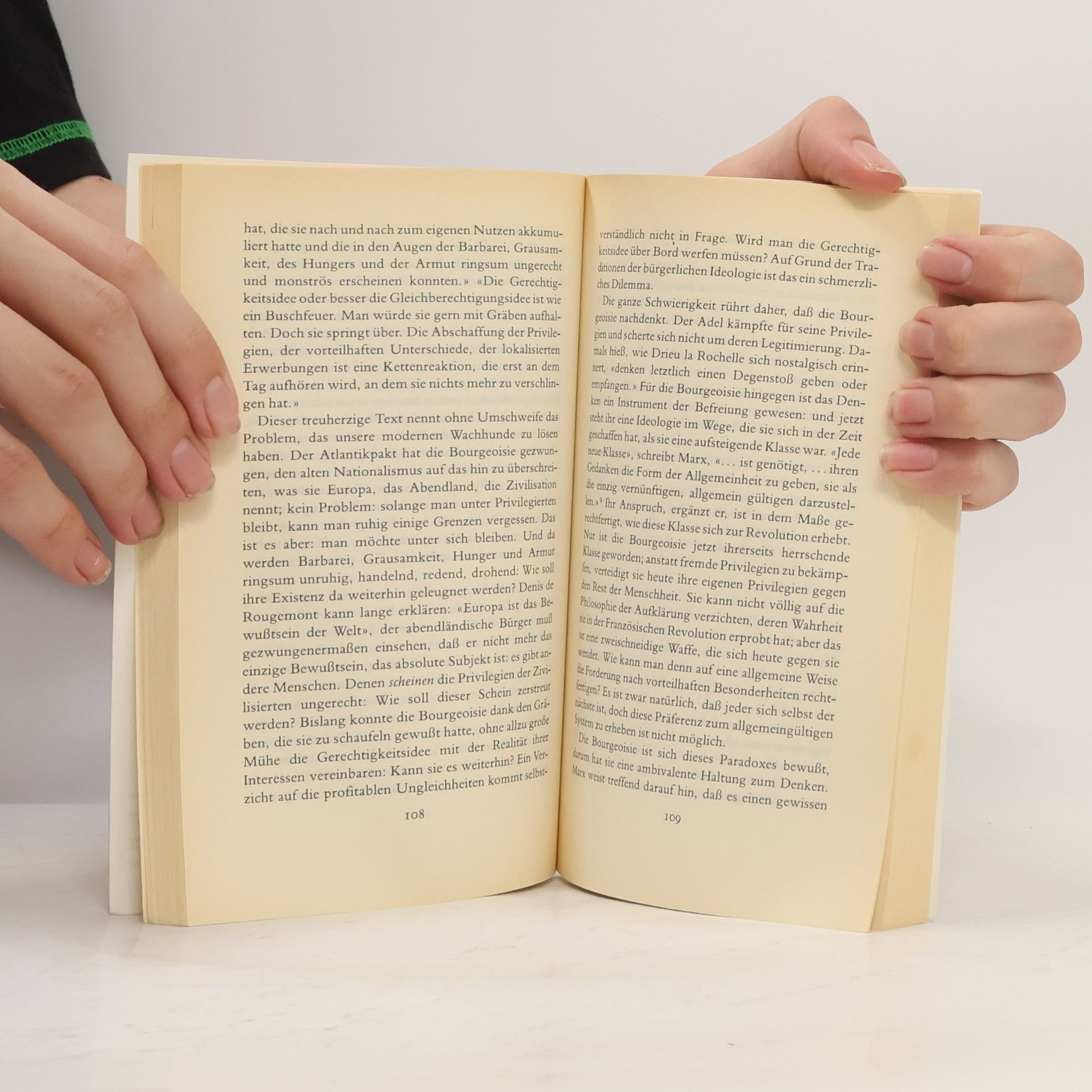 Simone de Beauvoir Auge um Auge