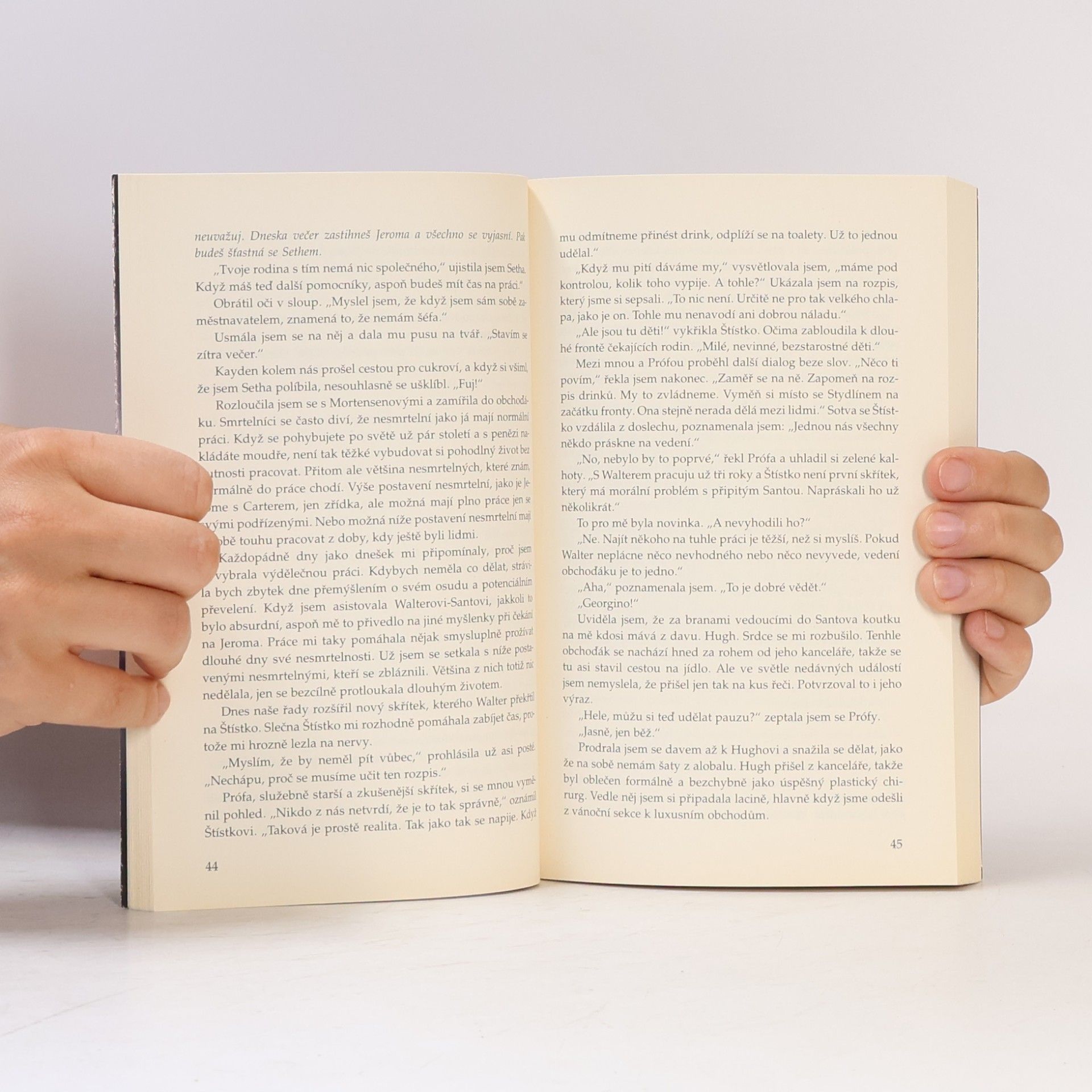 Richelle Mead Sukuba 6. Odhalená