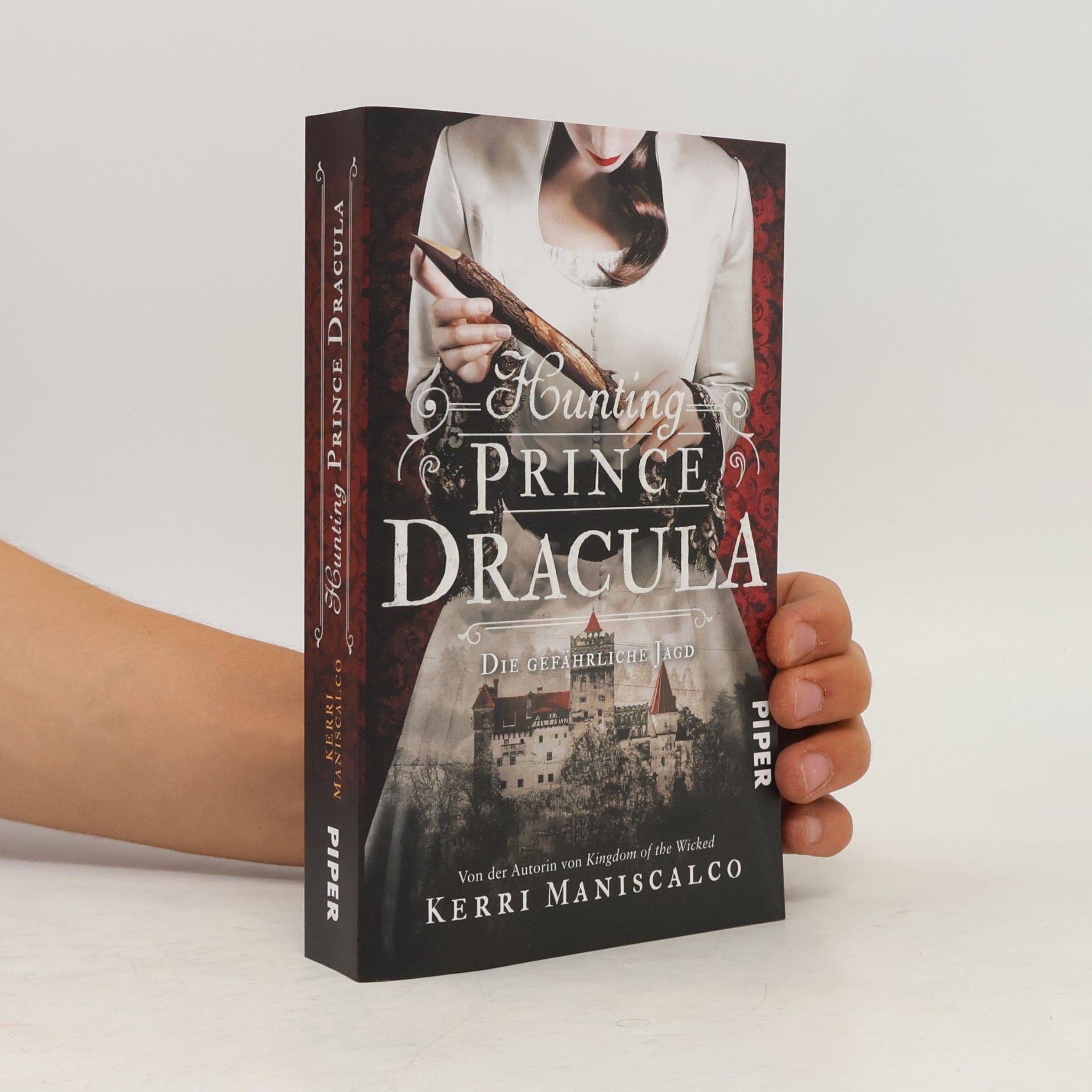 Kerri Maniscalco Hunting Prince Dracula