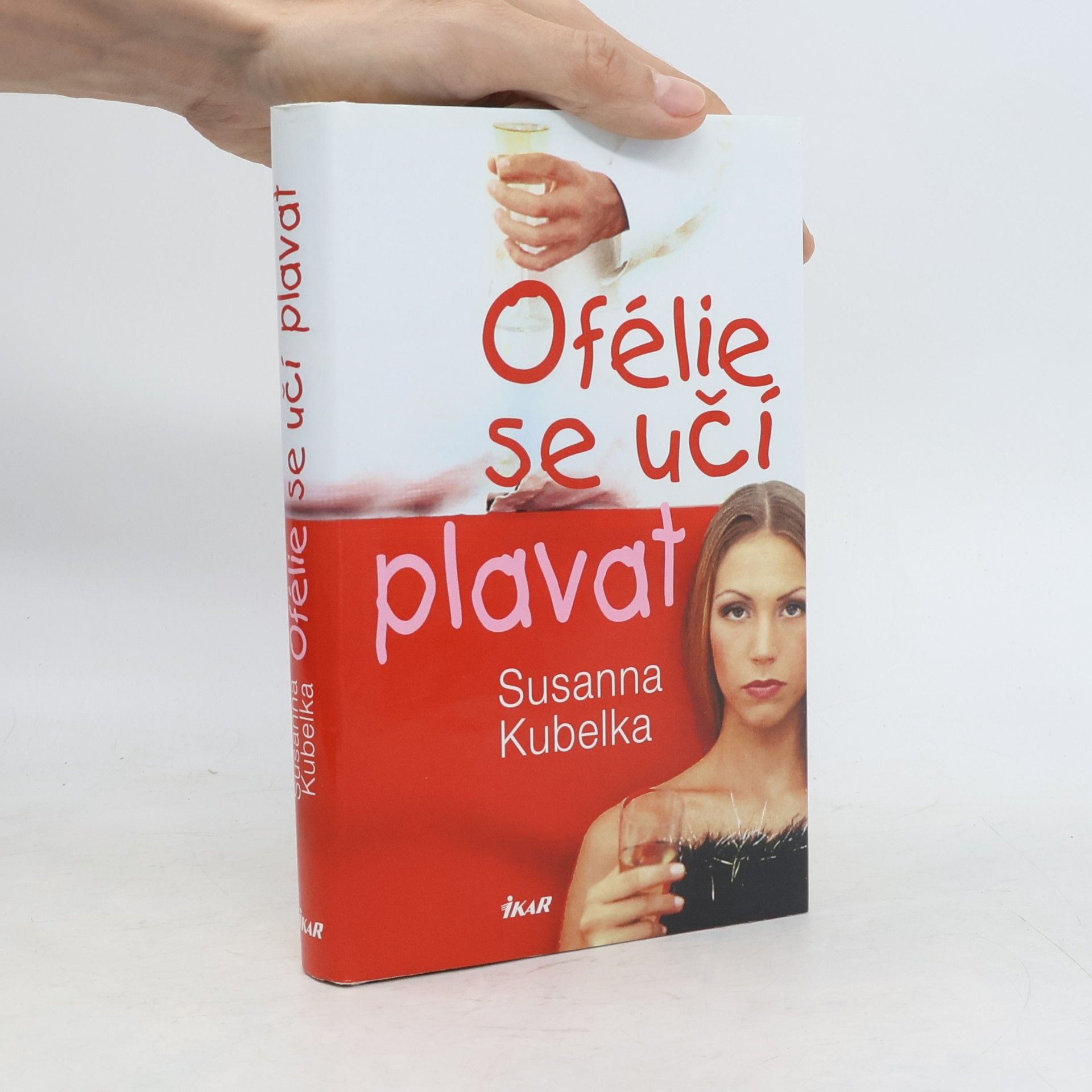 Susanna Kubelka Ofélie se učí plavat