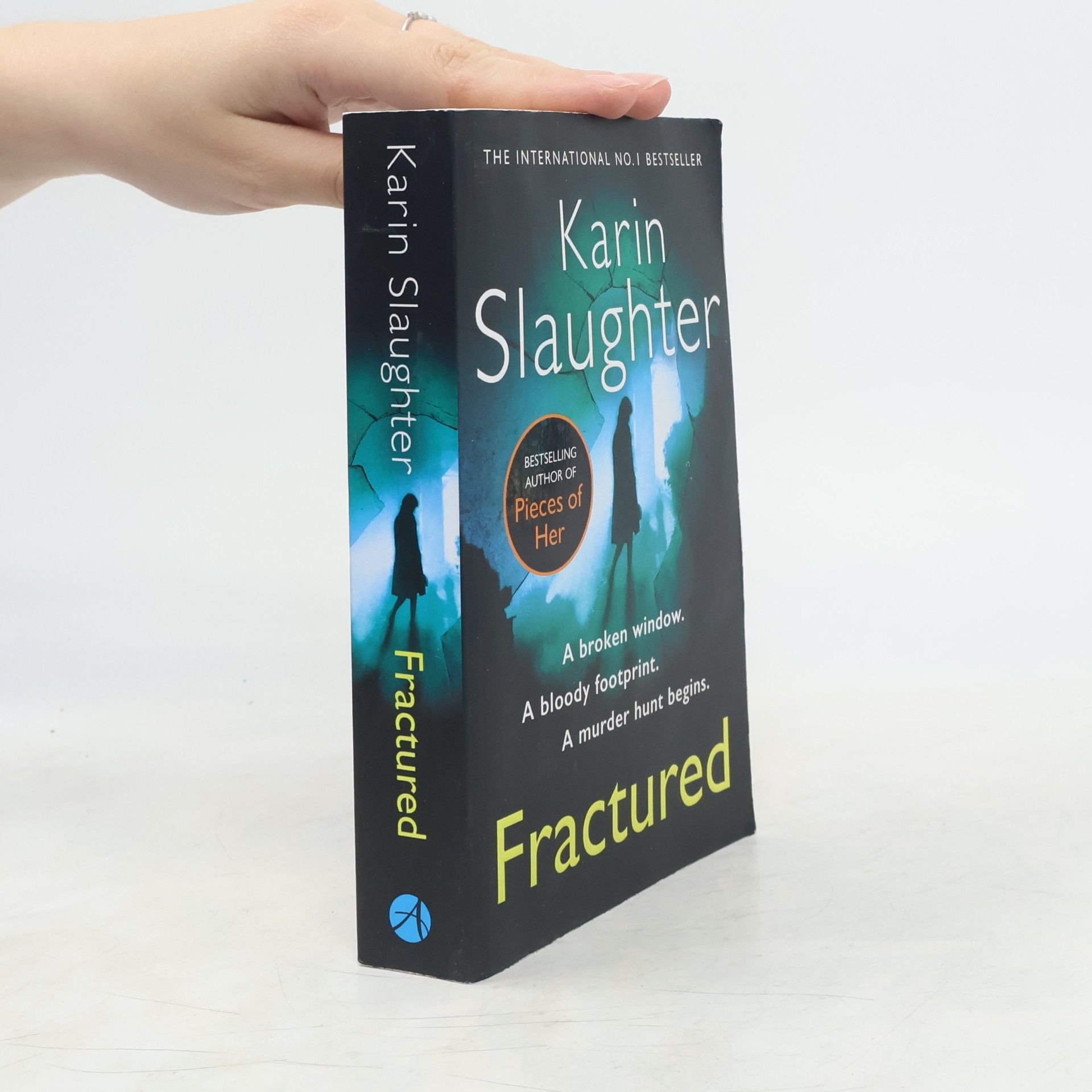 Karin Slaughter Fractured