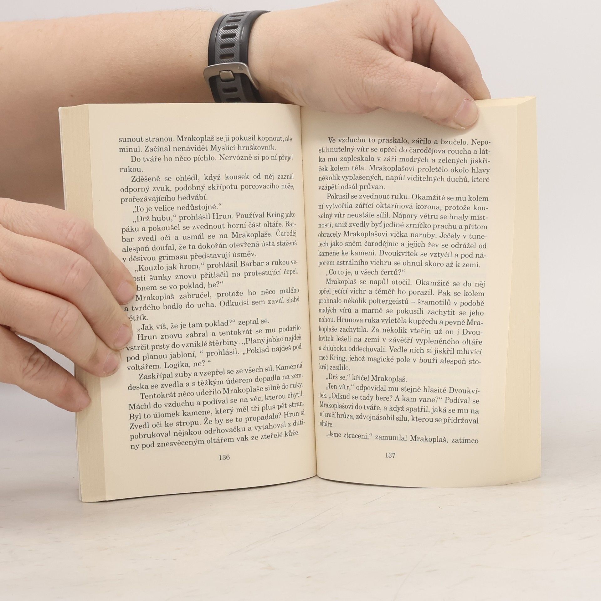 Terry Pratchett Barva kouzel