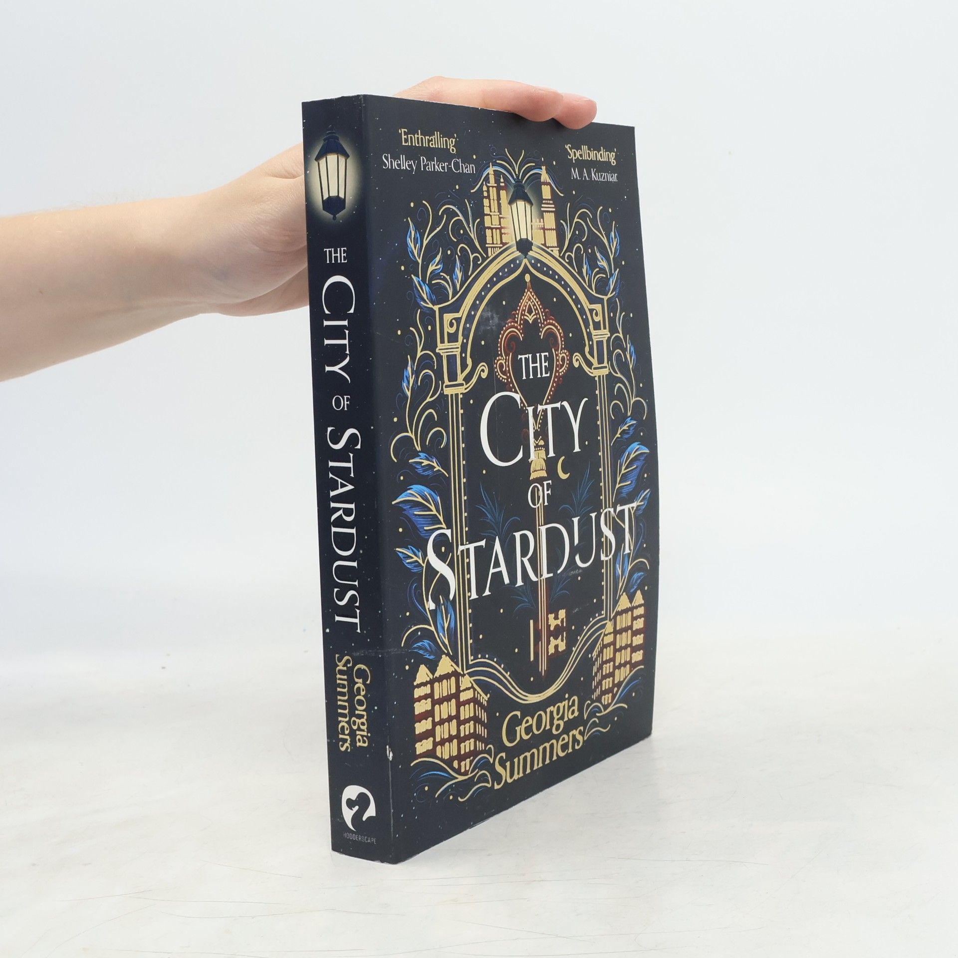 Georgia Summers The City of Stardust: an enchanting, escapist and magical debut