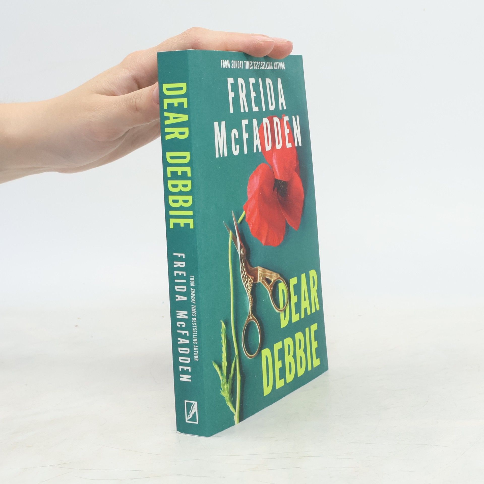 Freida McFadden Dear Debbie