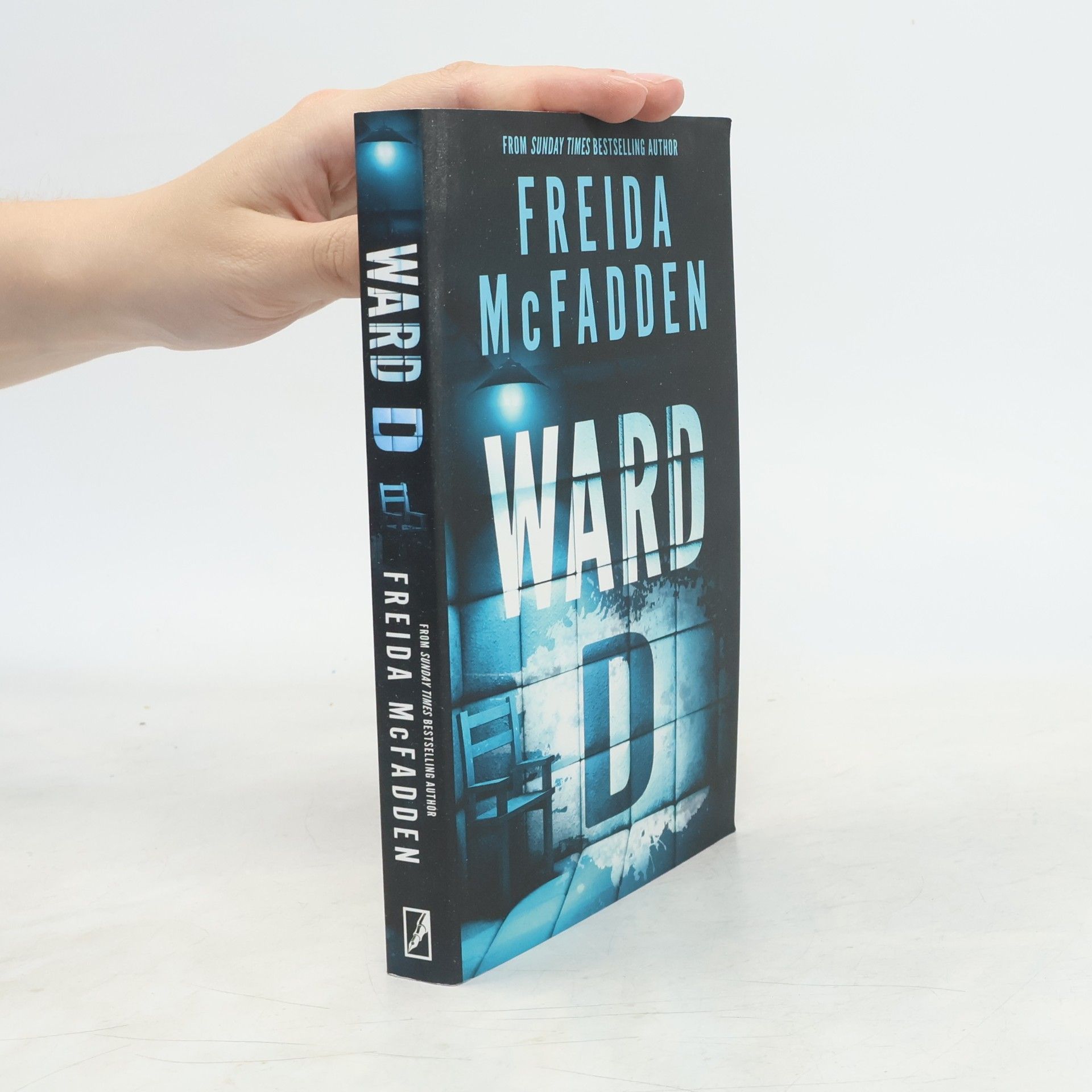 Freida McFadden Ward D