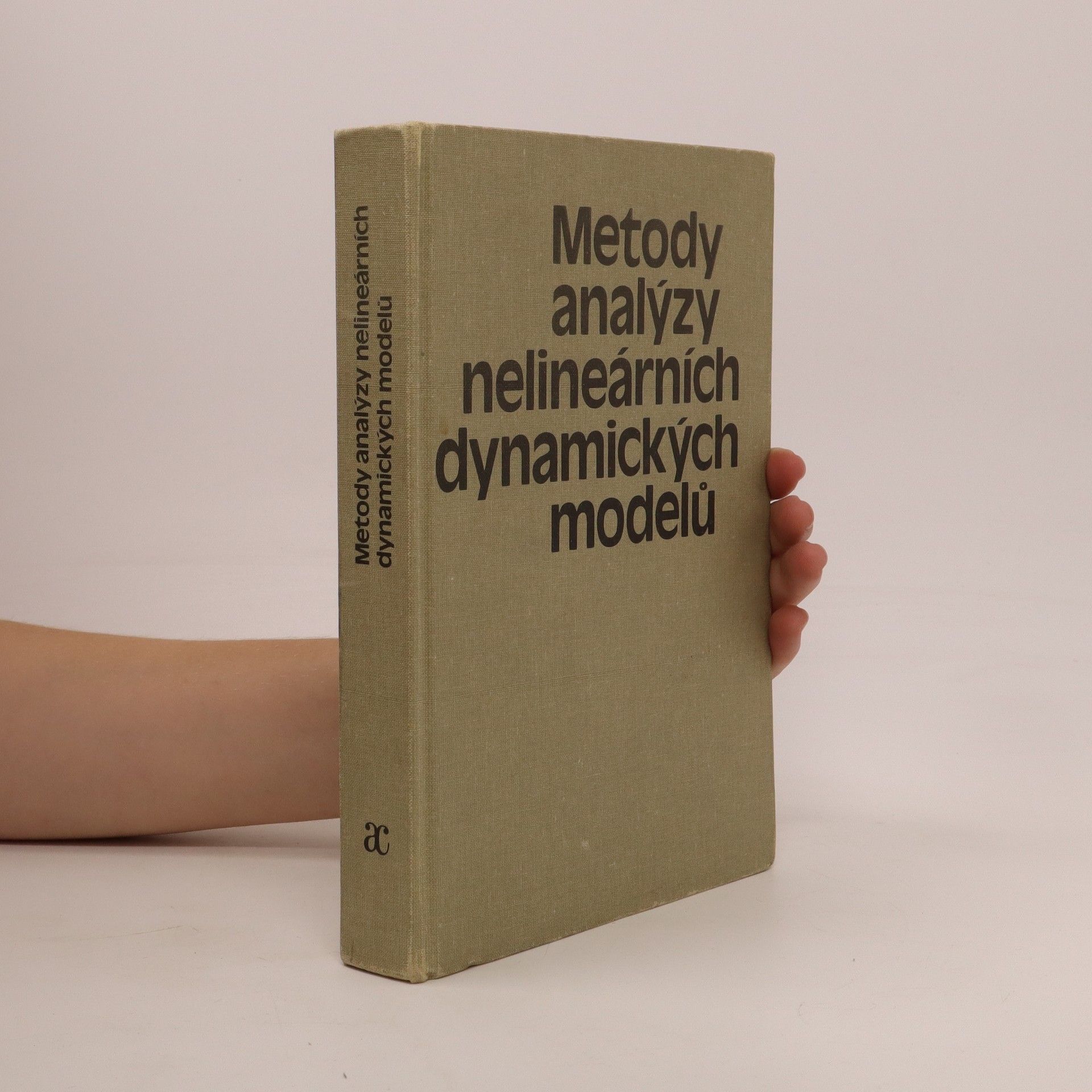 Martin Holodniok Metody analýzy nelineárních dynamických modelů