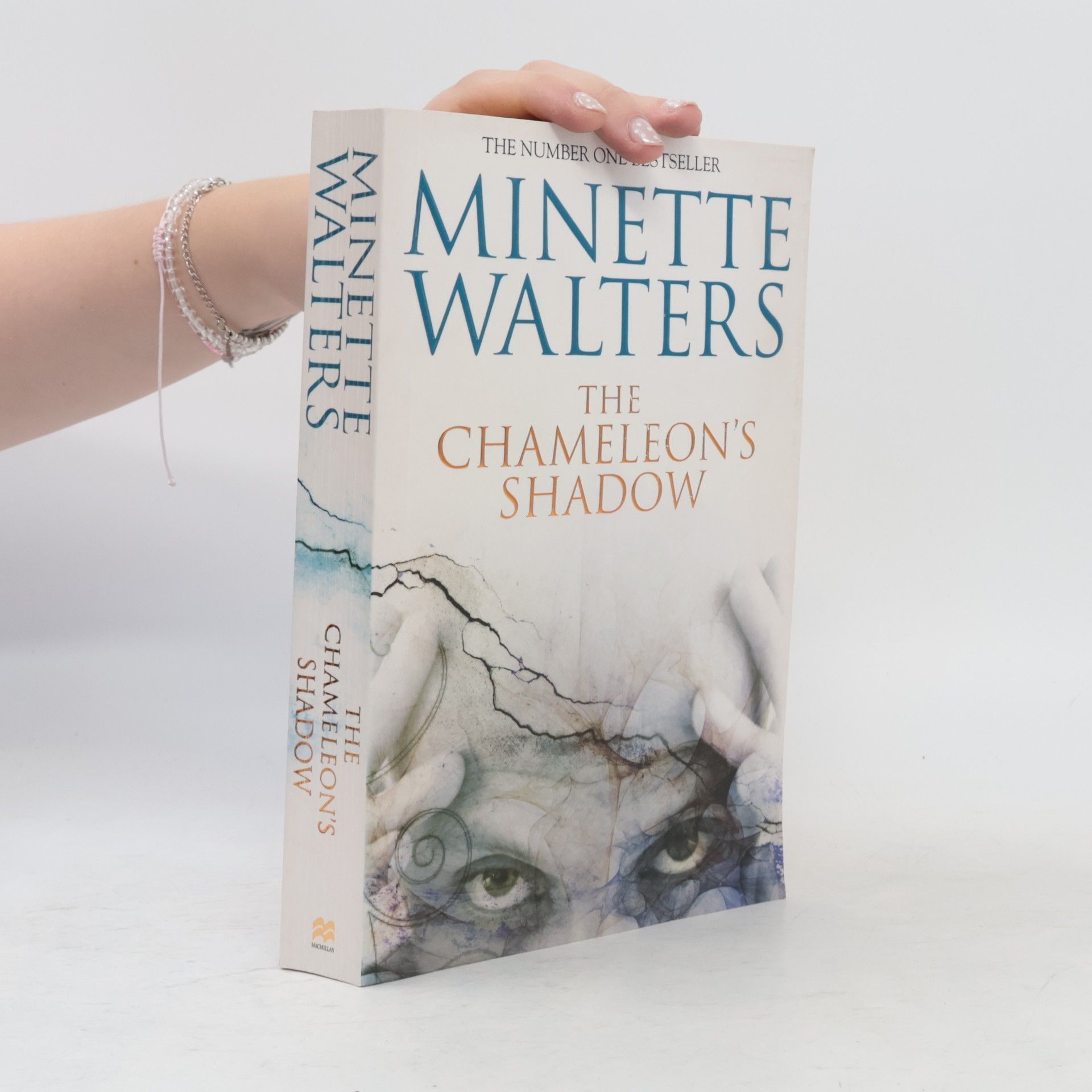 Minette Walters The Chameleon's Shadow