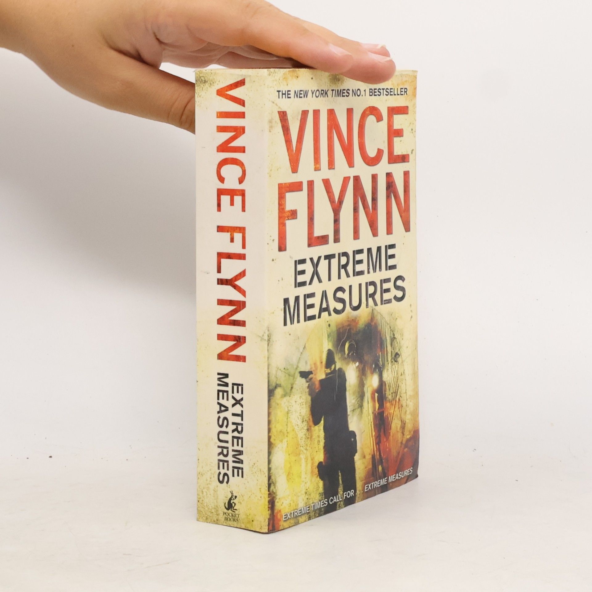Vince Flynn Extreme Measures. Der Gegenschlag, englische Ausgabe