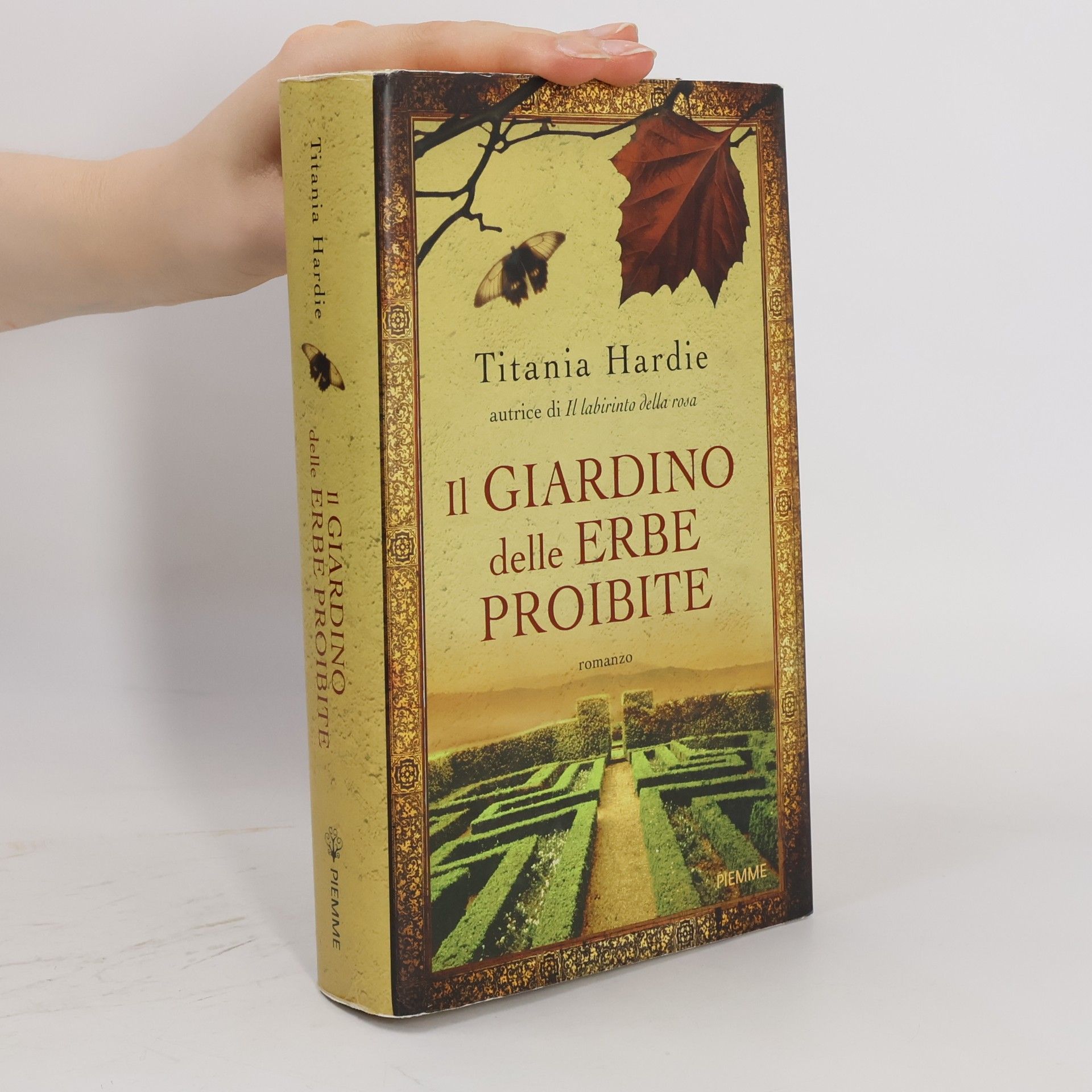 Titania Hardie Il giardino delle erbe proibite