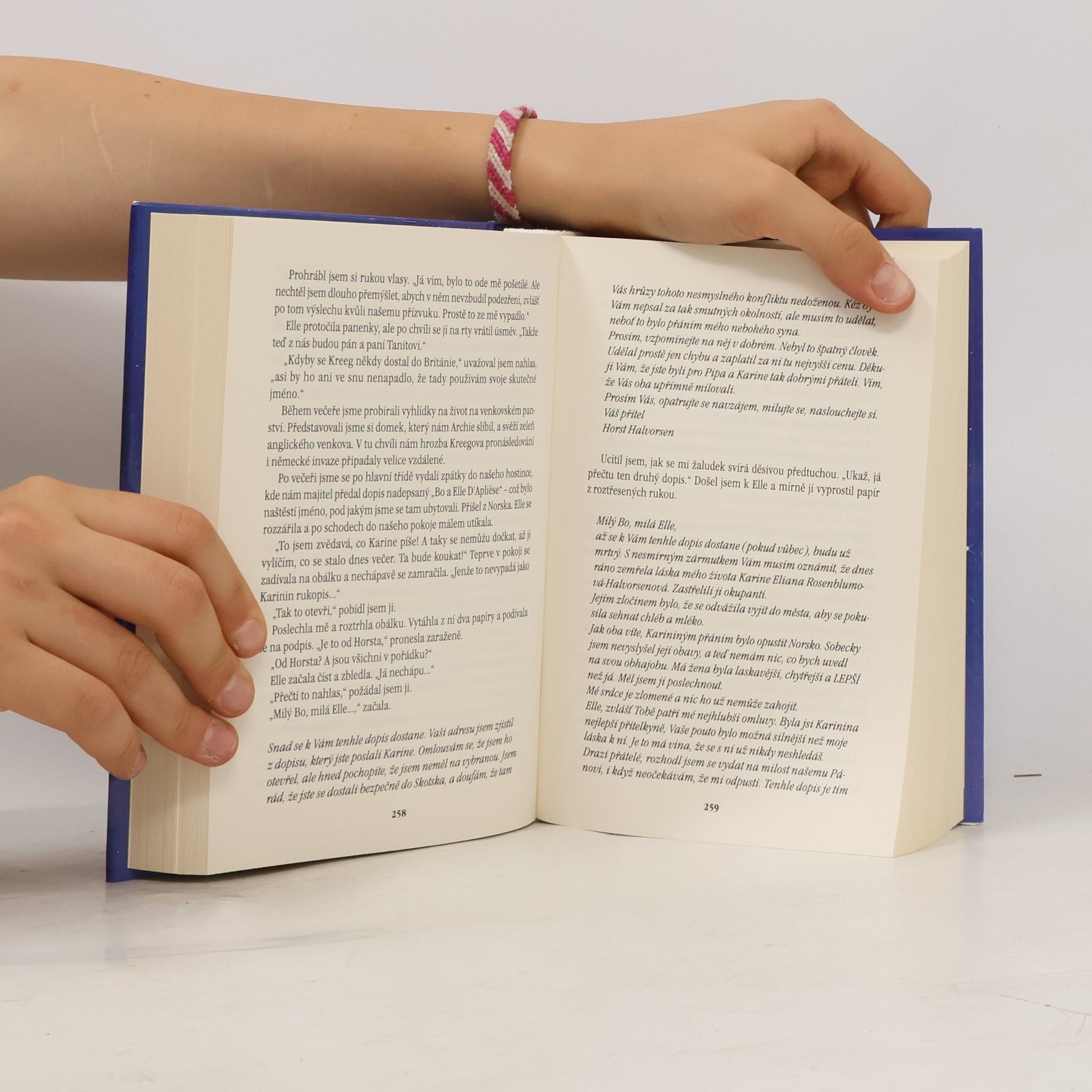 Lucinda Riley Atlas: Otcův příběh
