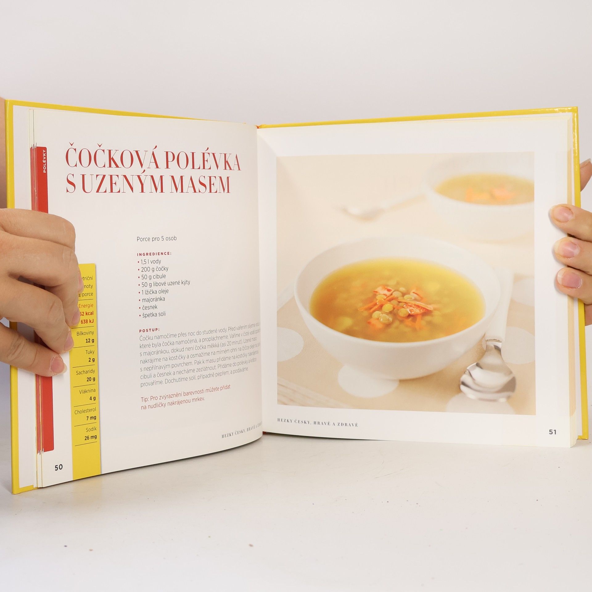 Petra Lamschová Hravě a zdravě!. Aneb, Česká klasika ve zdravém kabátku